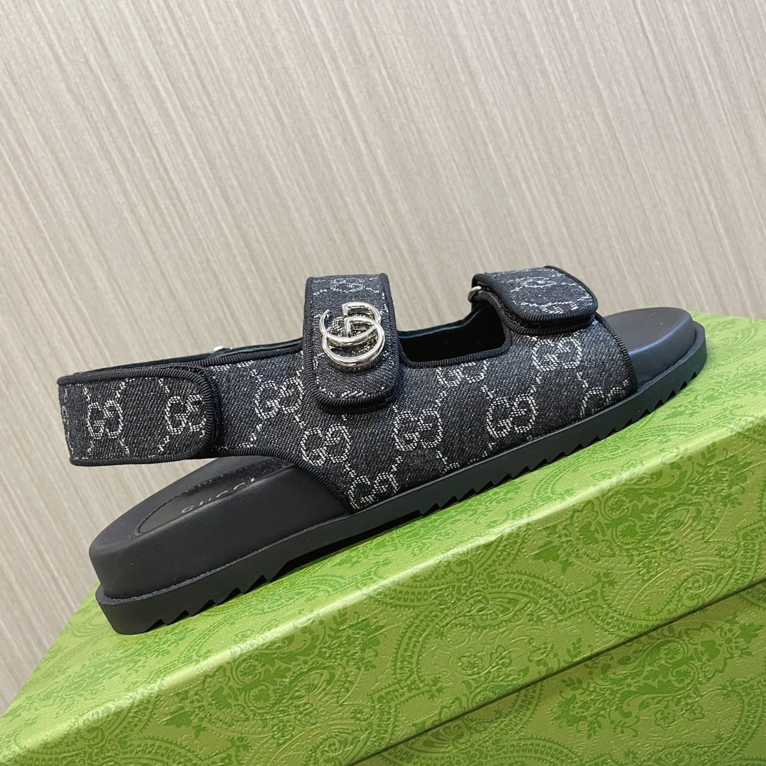 GUCCI CLASSIC CANVAS SANDALS BLACK