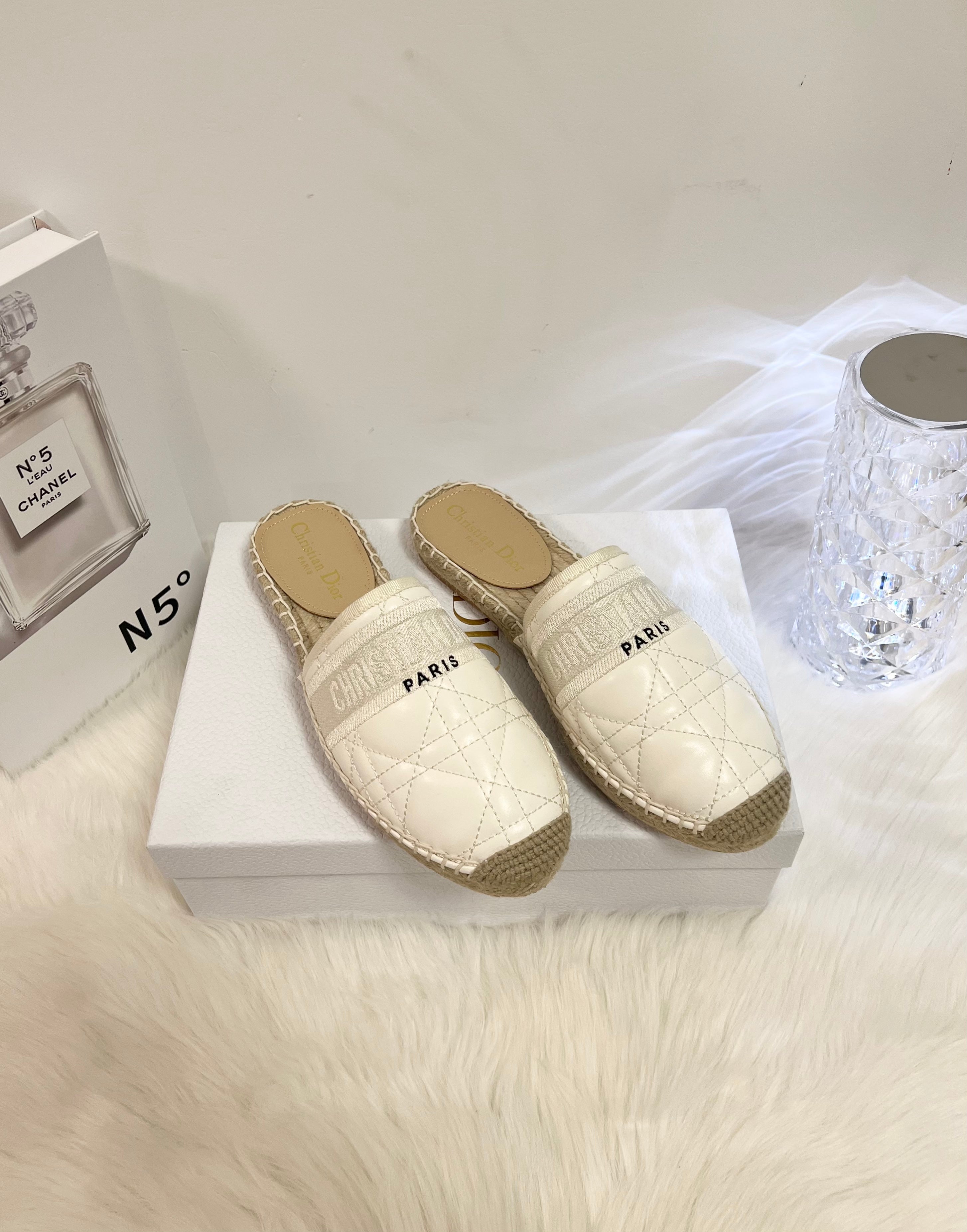 DIOR GRANVILLE ESPADRILLE MULE WHITE QUILTED CANNAGE CALFSKIN