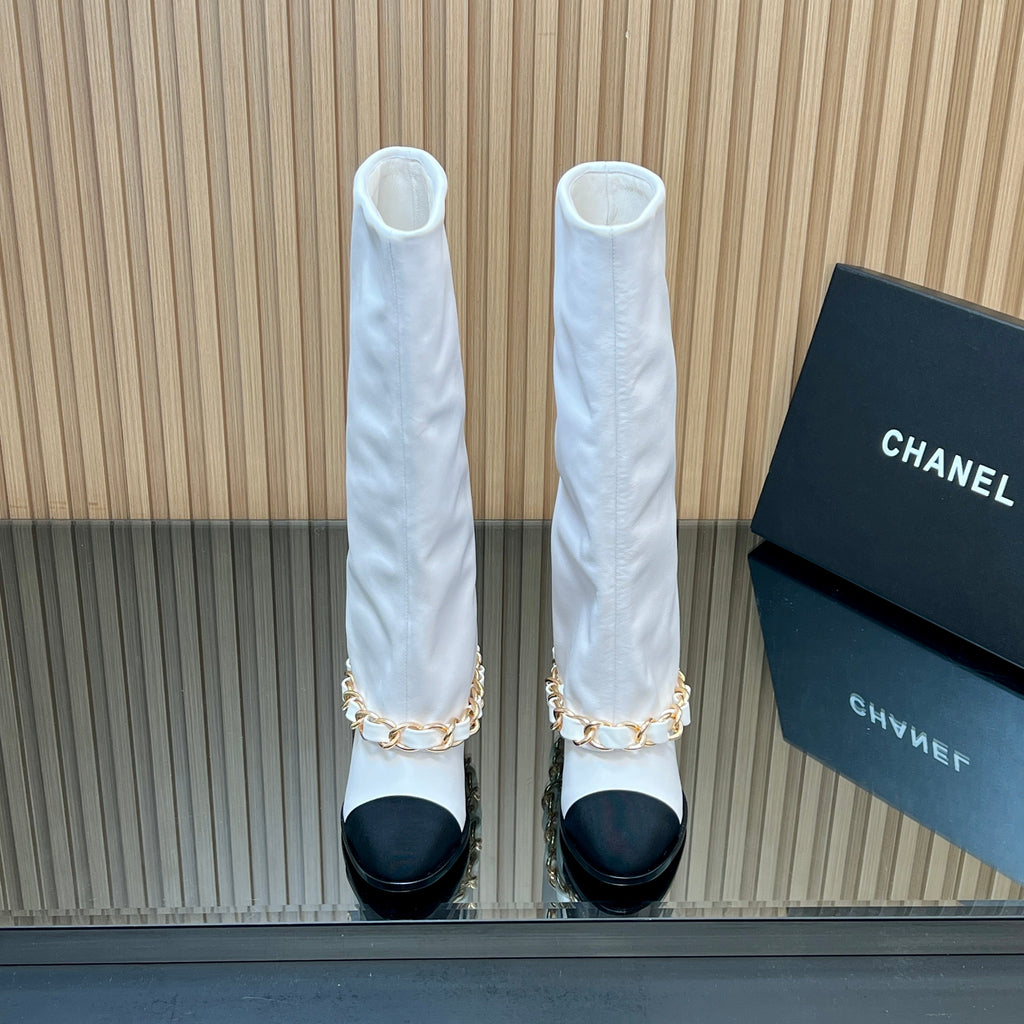 CHANEL 25S KNEE-HIGH HEELED BOOTS 65MM IN WHITE CALFSKIN GOLD HARDWARE