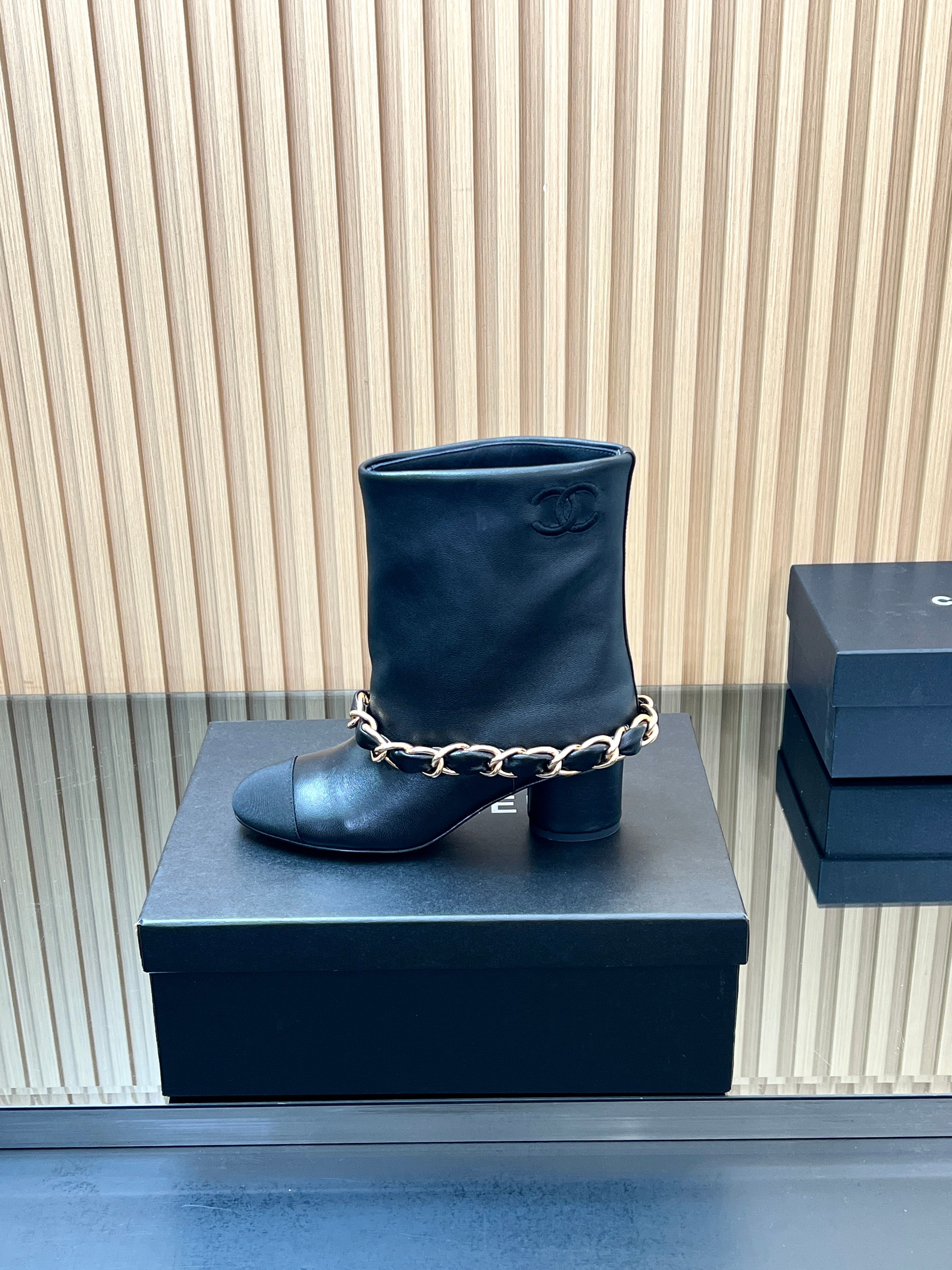CHANEL 25S LOW BOOTS 65MM IN BLACK CALFSKIN GOLD HARDWRE