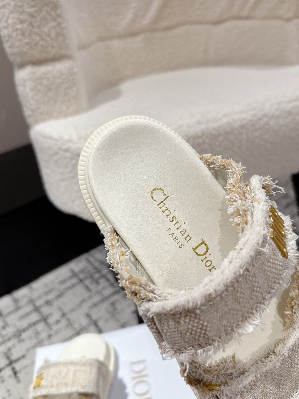 DIOR SANDALS 25S IN CREAM WHITE TWEED AND CALFSKIN WITH GOLD HARDWARE