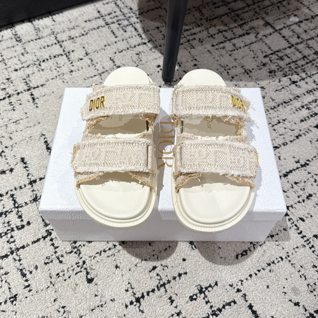 DIOR SANDALS 25S IN CREAM WHITE TWEED AND CALFSKIN WITH GOLD HARDWARE