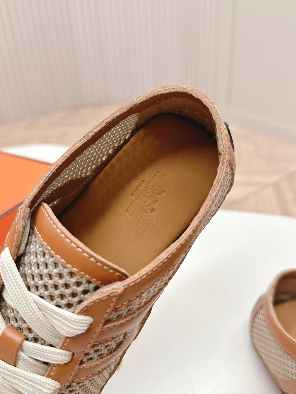 HERMES KIGA SNEAKER IN WHITE CROCHET KNIT AND BRONZE BROWN CALFSKIN