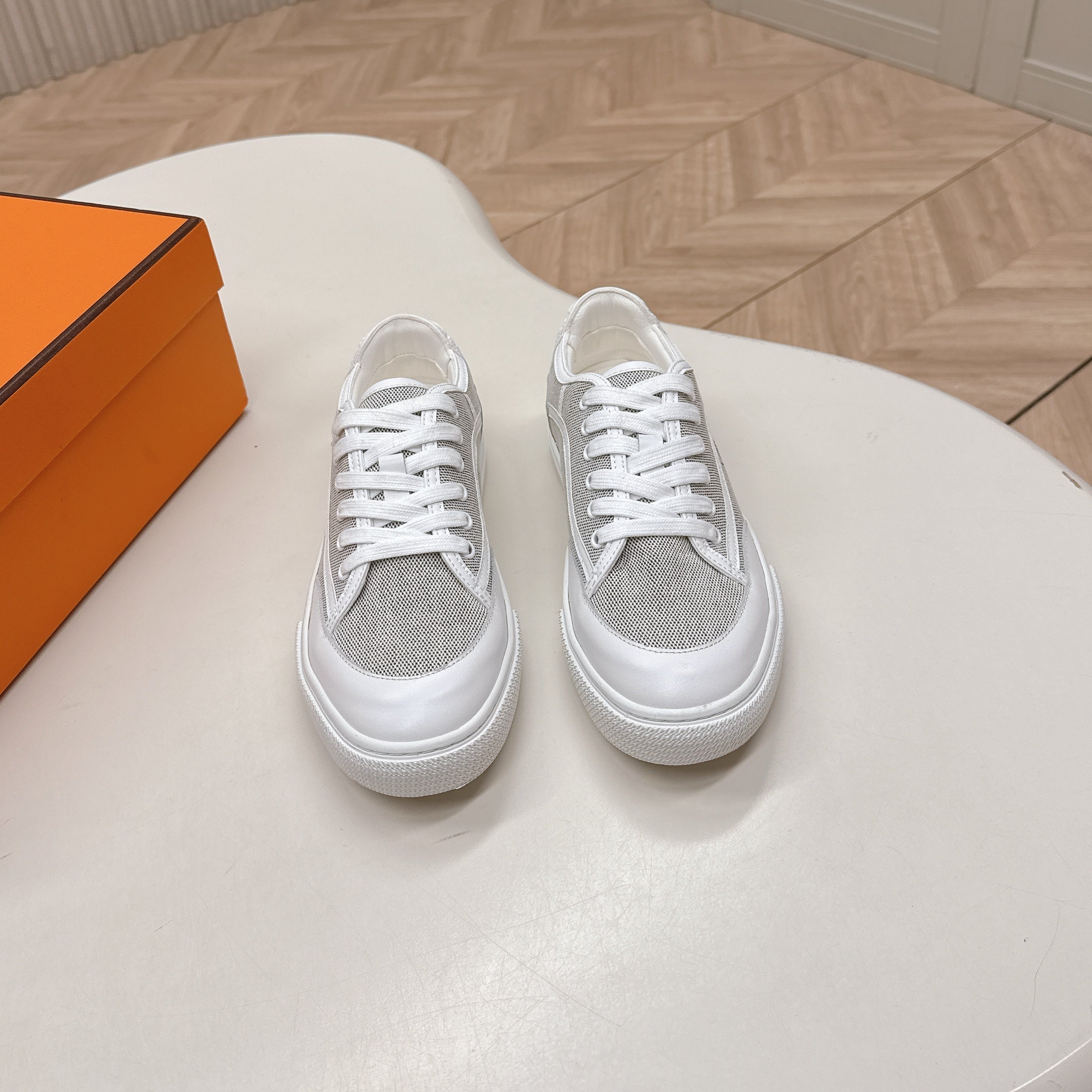 HERMES 25S SNEAKER LOW SPORTS IN GREY CANVAS MIX WHITE LAMBSKIN