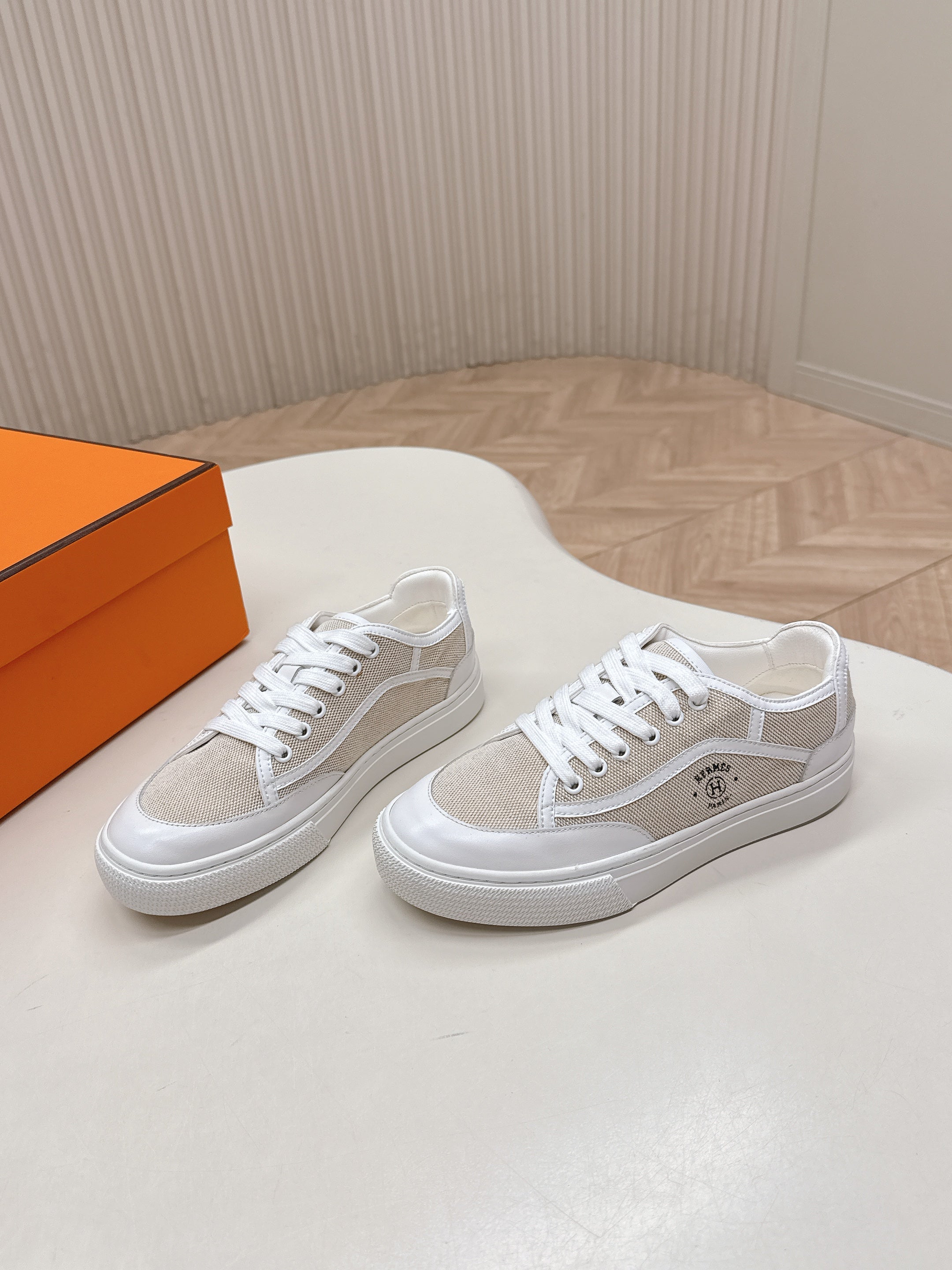 HERMES 25S SNEAKER LOW SPORTS IN BEIGE CANVAS MIX WHITE LAMBSKIN