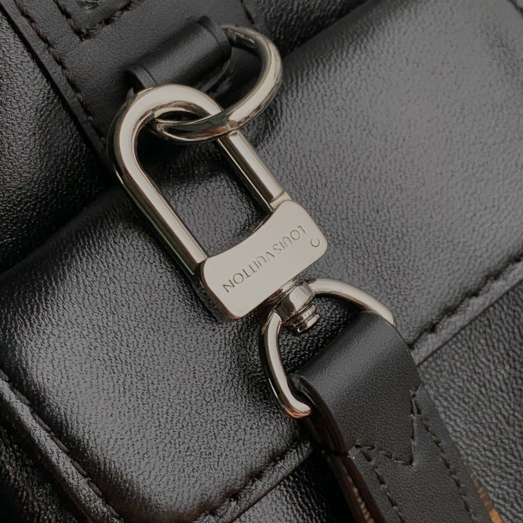 LOUIS VUITTON SPEEDY CARGO VIBE 28 IN BLACK LAMBSKIN MONOGRAM LOGO TAG