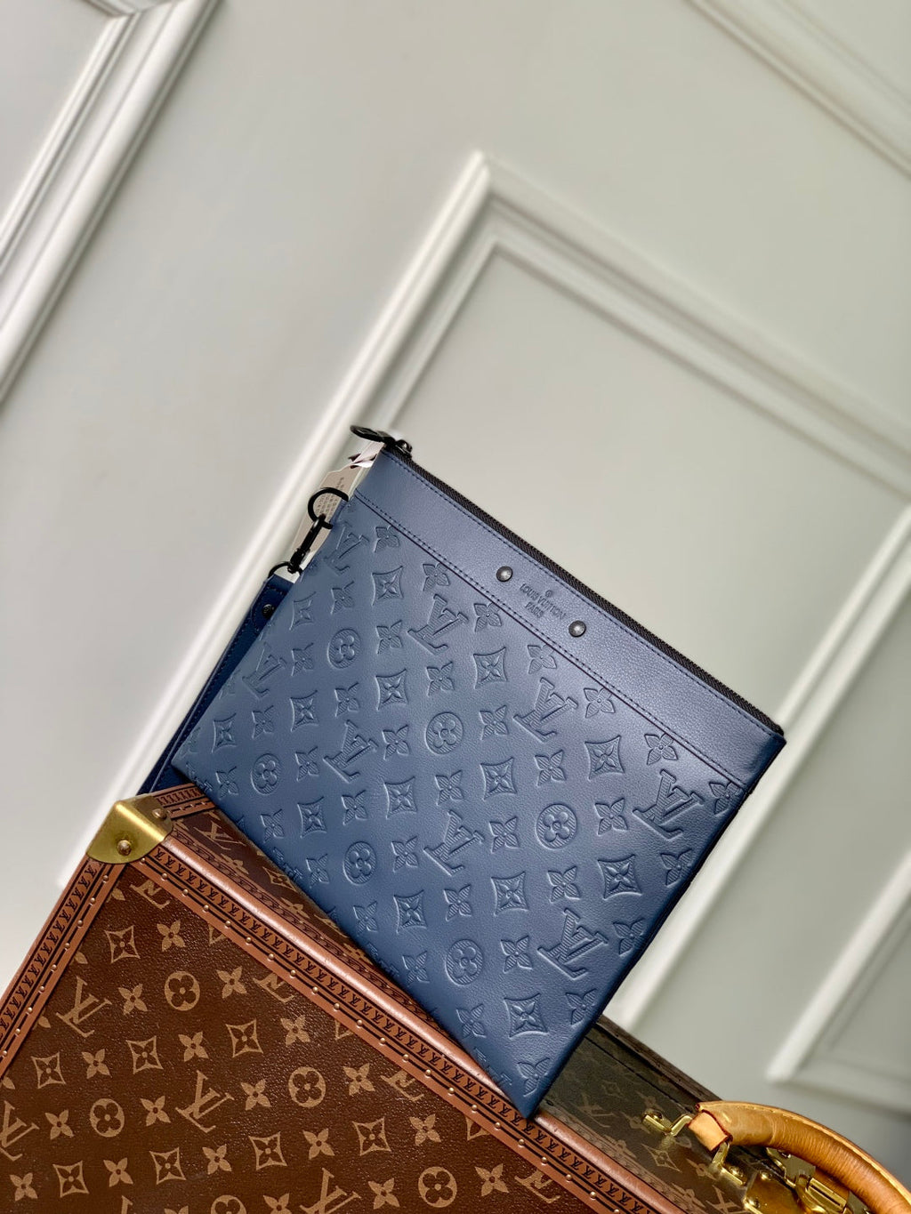 LOUIS VUITTON POCHETTE TOGO 30 IN DARK BLUE MONOGRAM ECLIPSE CALFSKIN EMBOSSED LOGO