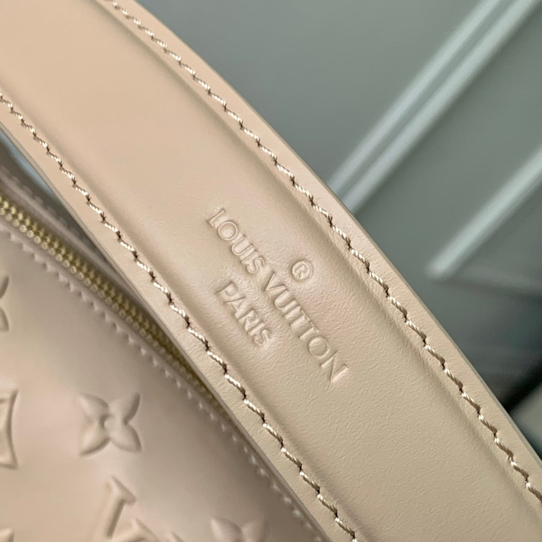 LOUIS VUITTON SIDE TRUNK 19 IN BEIGE MONOGRAM BOLD CALFSKIN GOLD HARDWARE