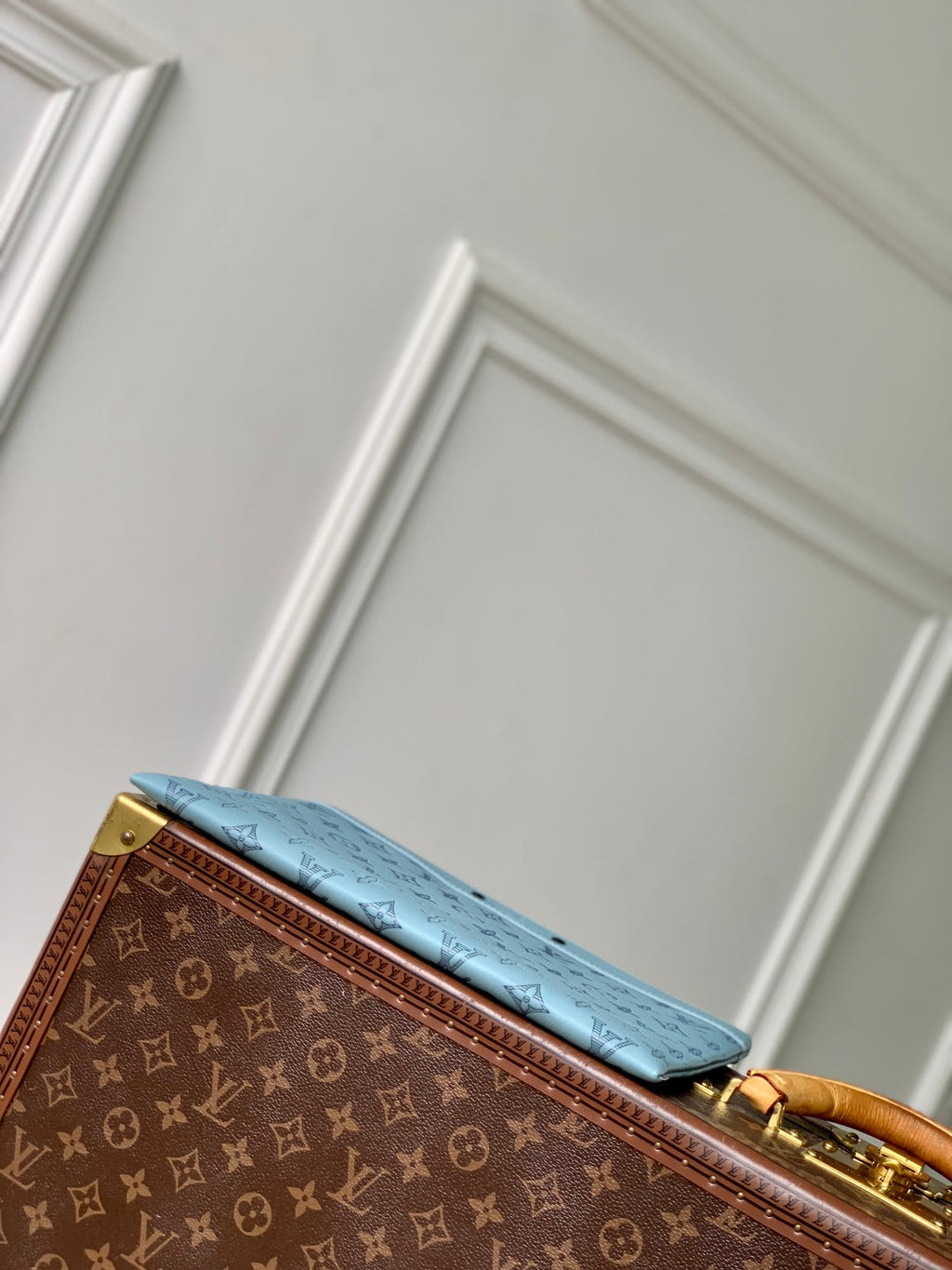 LOUIS VUITTON POCHETTE TO GO 30 IN SKY BLUE MONOGRAM SHADOW CALFSKIN EMBOSSED LOGO