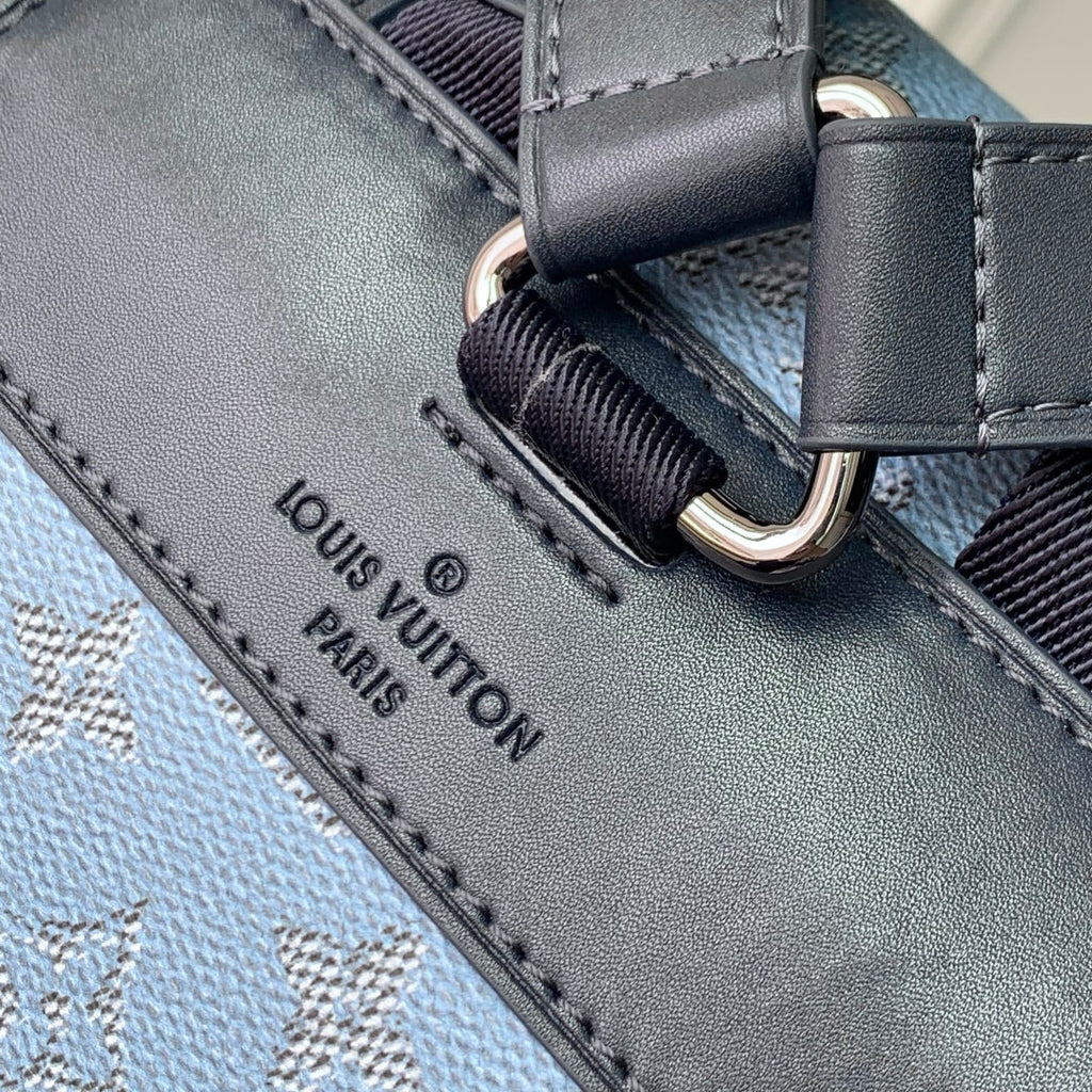LOUIS VUITTON CHRISTOPHER MM BACKPACK 44 IN SKY BLUE MONOGRAM HERITAGE CANVAS BLACK CALFSKIN