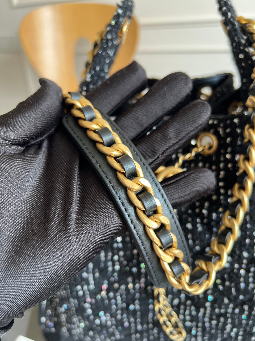CHANEL 25S HOBO BAG 40 IN BLACK TWEED WITH GOLD HARDWARE