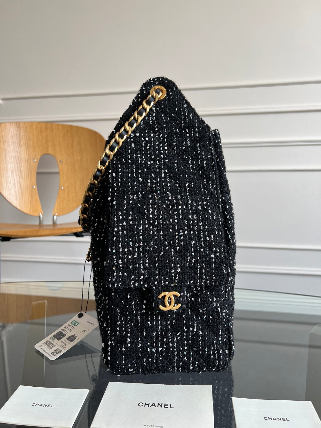 CHANEL 25S HOBO BAG 40 IN BLACK TWEED WITH GOLD HARDWARE