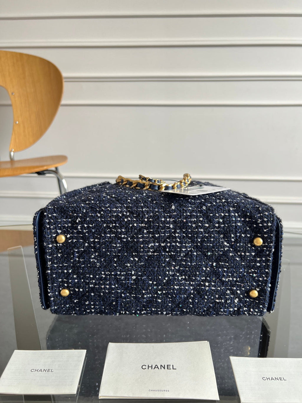 CHANEL 25S HOBO BAG 30 IN NAVY BLUE TWEED WITH GOLD HARDWARE