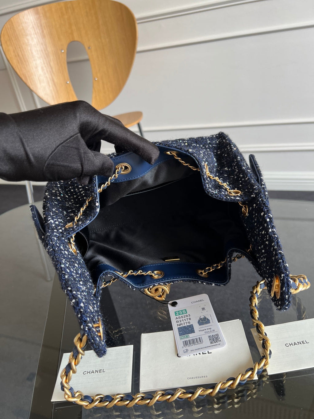 CHANEL 25S HOBO BAG 30 IN NAVY BLUE TWEED WITH GOLD HARDWARE