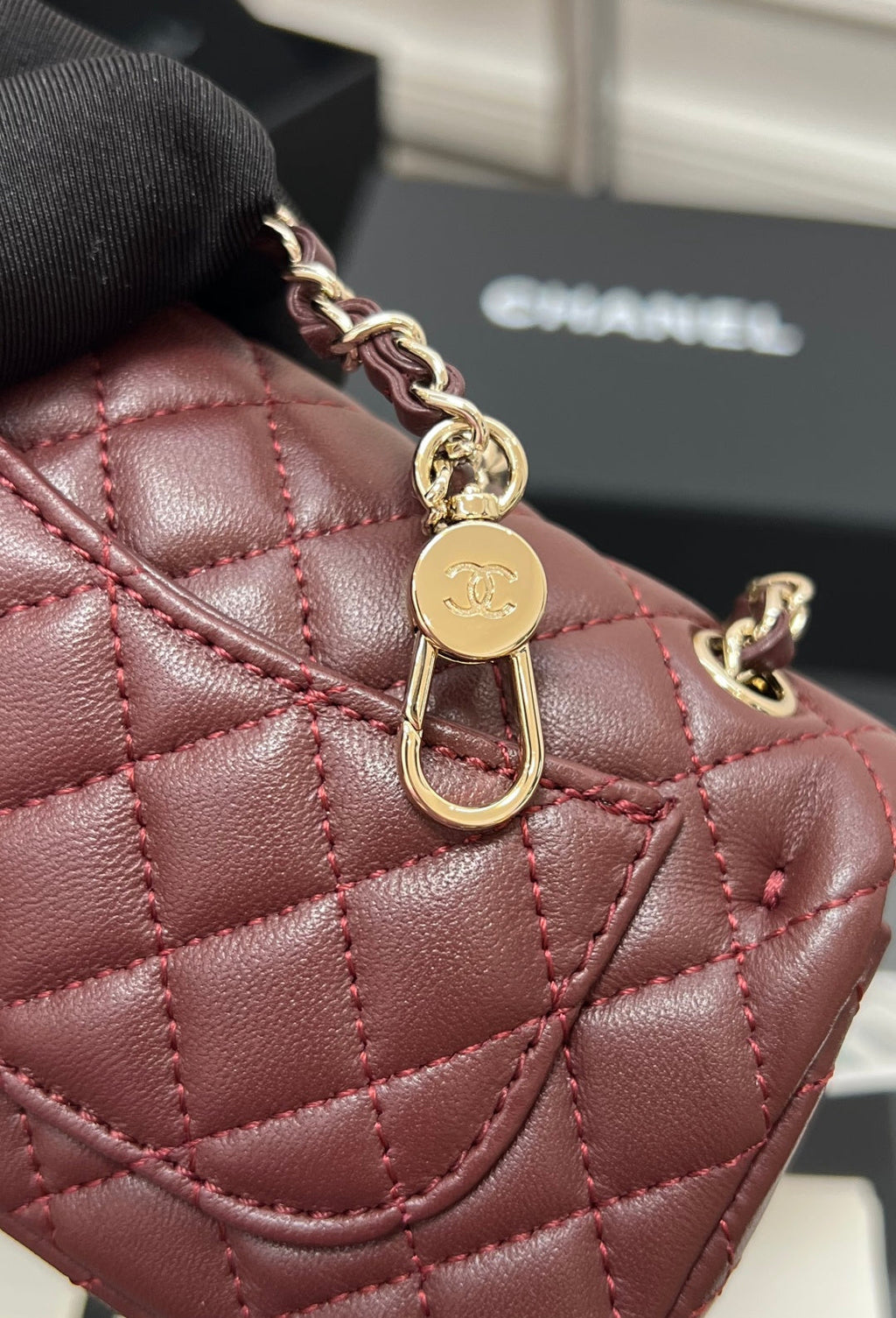 CHANEL 25S FLAP CHARM BAG 13 IN DARK RED LAMBSKIN
