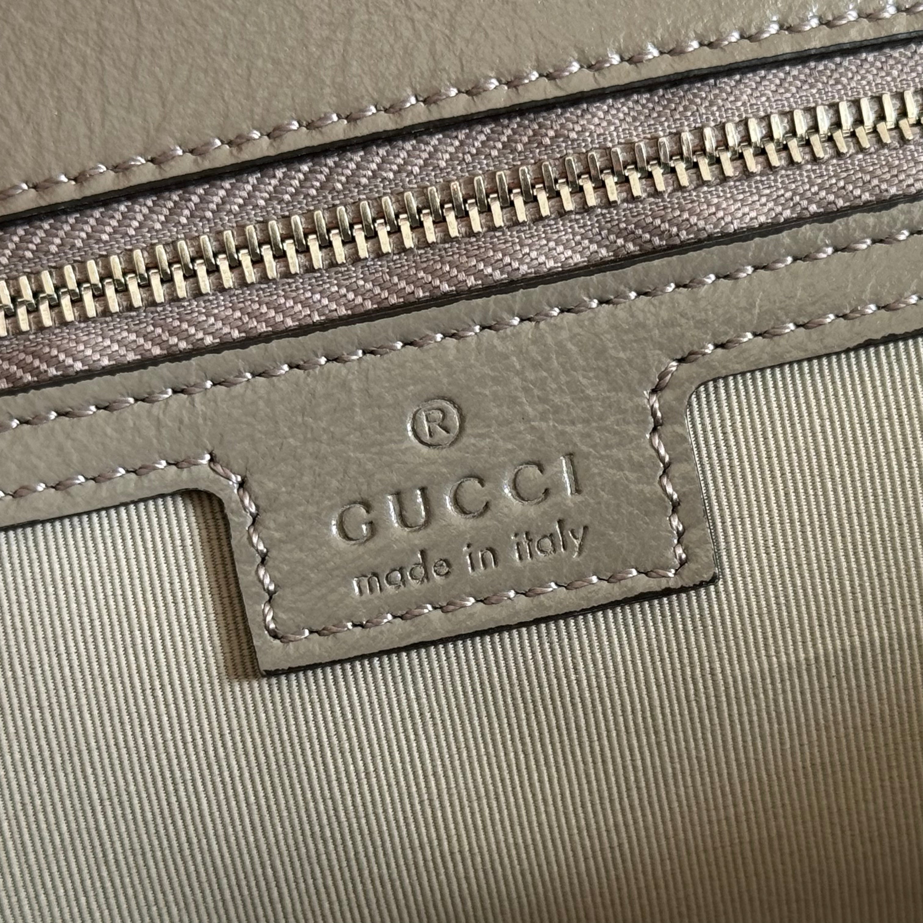 GUCCI 26S  MARMONT BAG 37 IN BROWNISH GRAY CALFSKIN