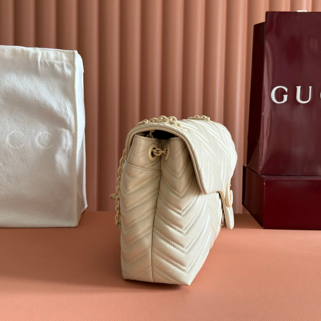 GUCCI 26S  MARMONT BAG 37 IN CREAM WHITE CALFSKIN