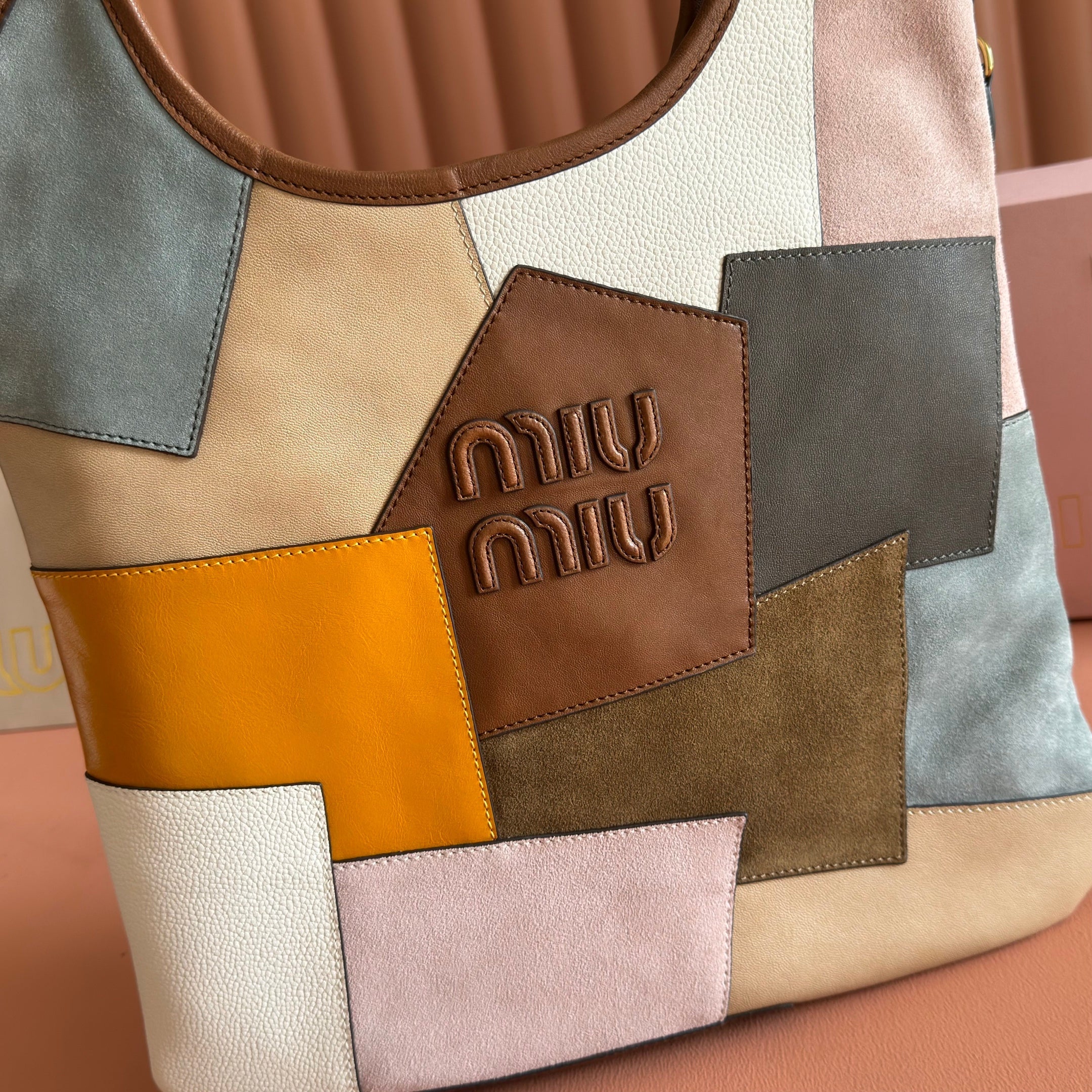 MIUMIU 26S IVY TOTE BAG 60 IN  COGNAC CALFSKIN PATCHWORK GOLD HARDWARE