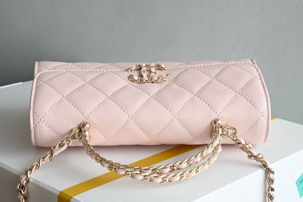 CHANEL 25S KELLY 18 CM IN LIGHT PINK LAMBSKIN