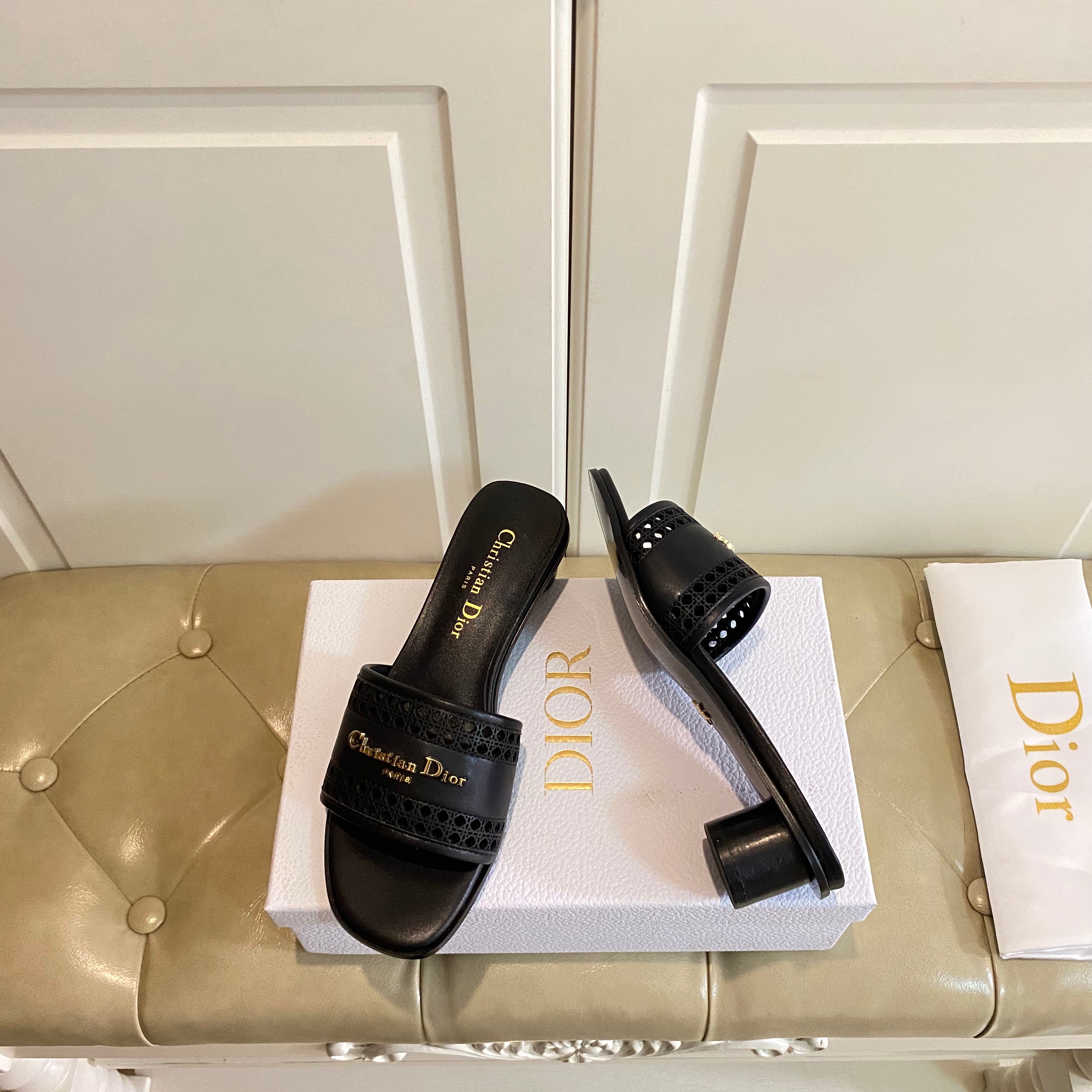 DIOR DWAY HEELED SLIDE IN BLACK CALFSKIN WITH GOLD LOGO