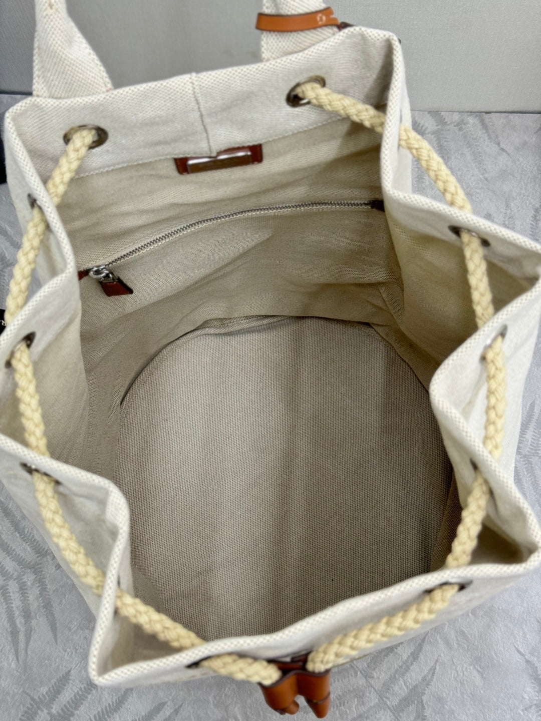 PRADA 25S DRAWSTRING BACKPACK 55 IN BEIGE CANVAS LINEN SILVER HARDWARE