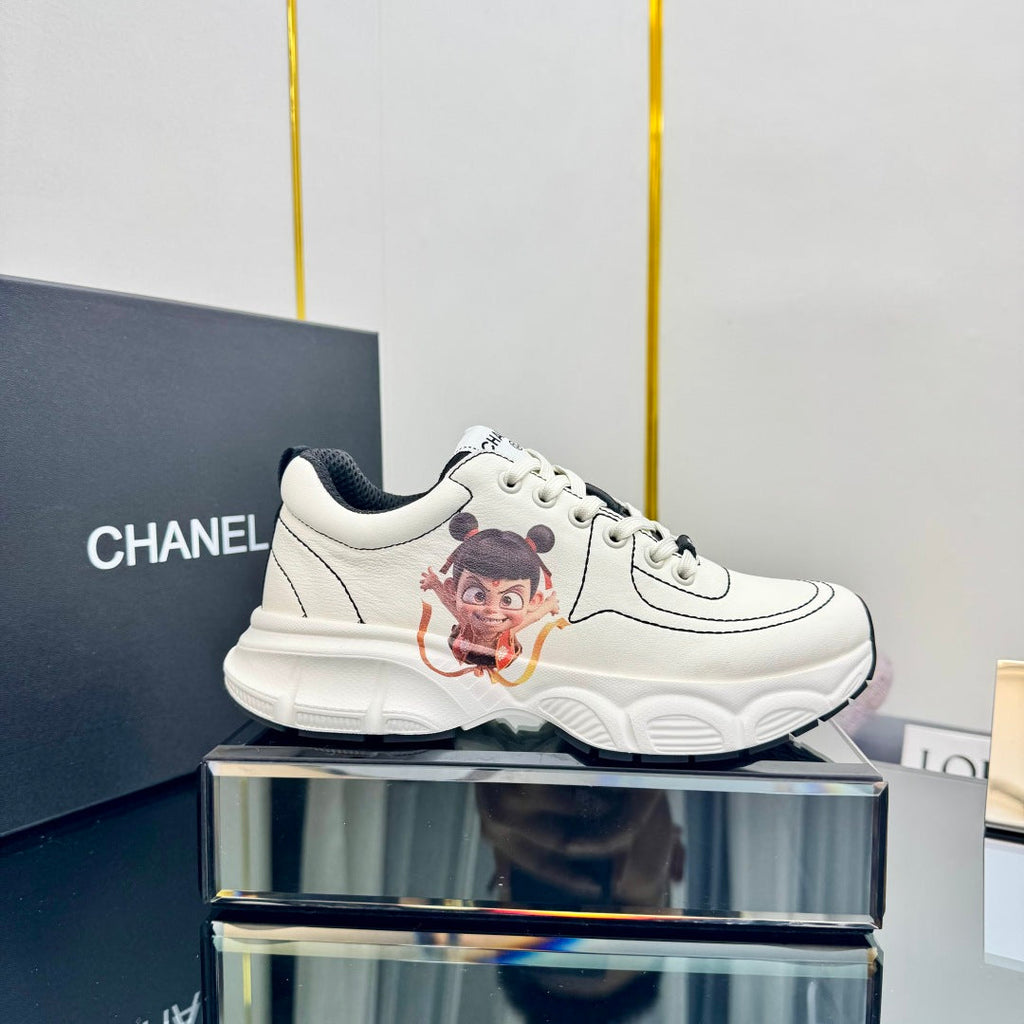 CHANEL TRAINERS SNEAKER IN WHITE CALFSKIN WITH STICKER 238626