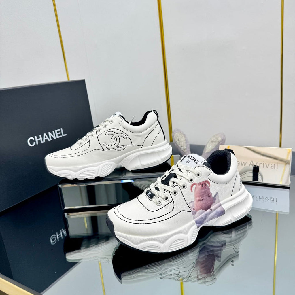 CHANEL TRAINERS SNEAKER IN WHITE CALFSKIN WITH STICKER 238627