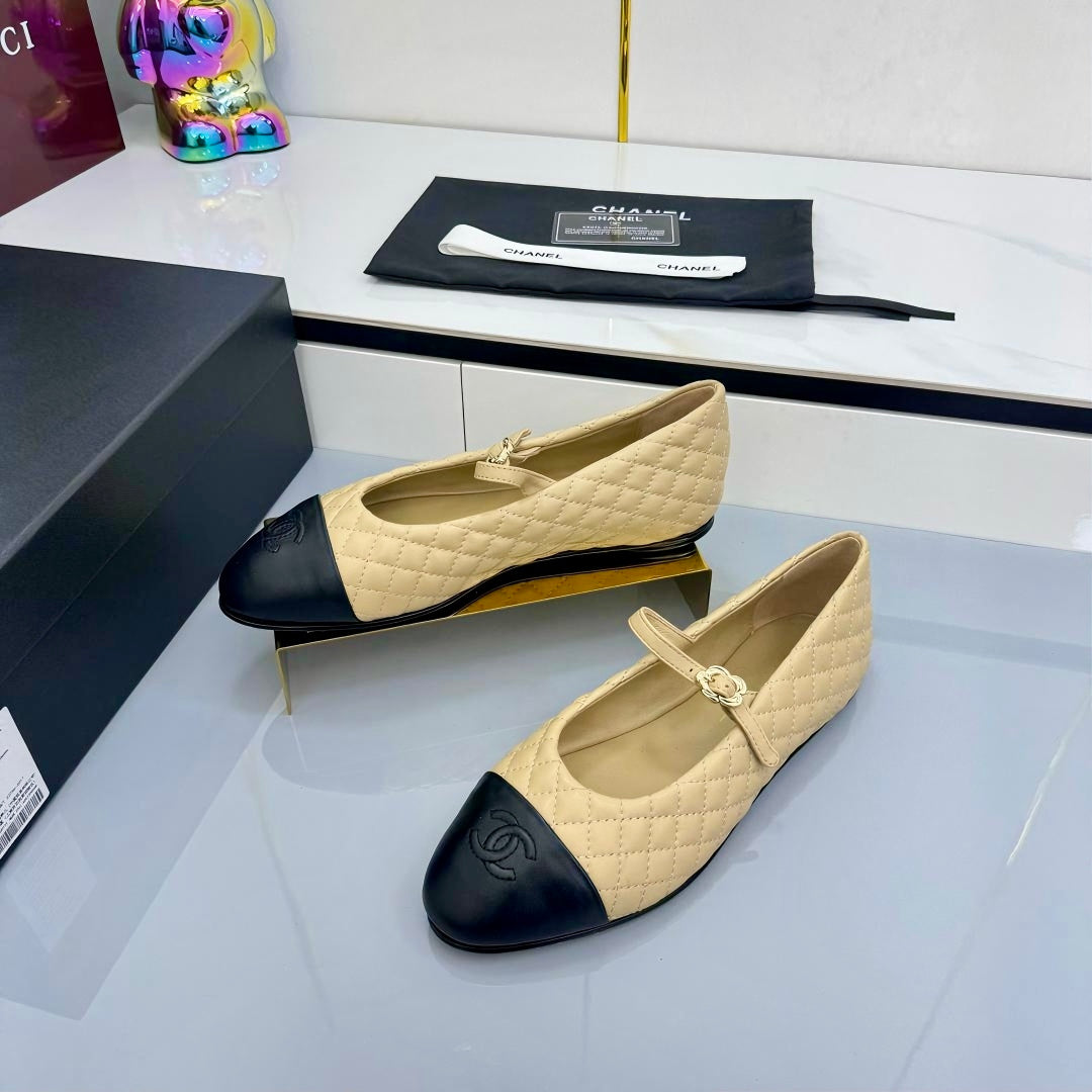 CHANEL MARY JANE FLAT 25S IN BEIGE LAMBSKIN EMBOSSED LOGO