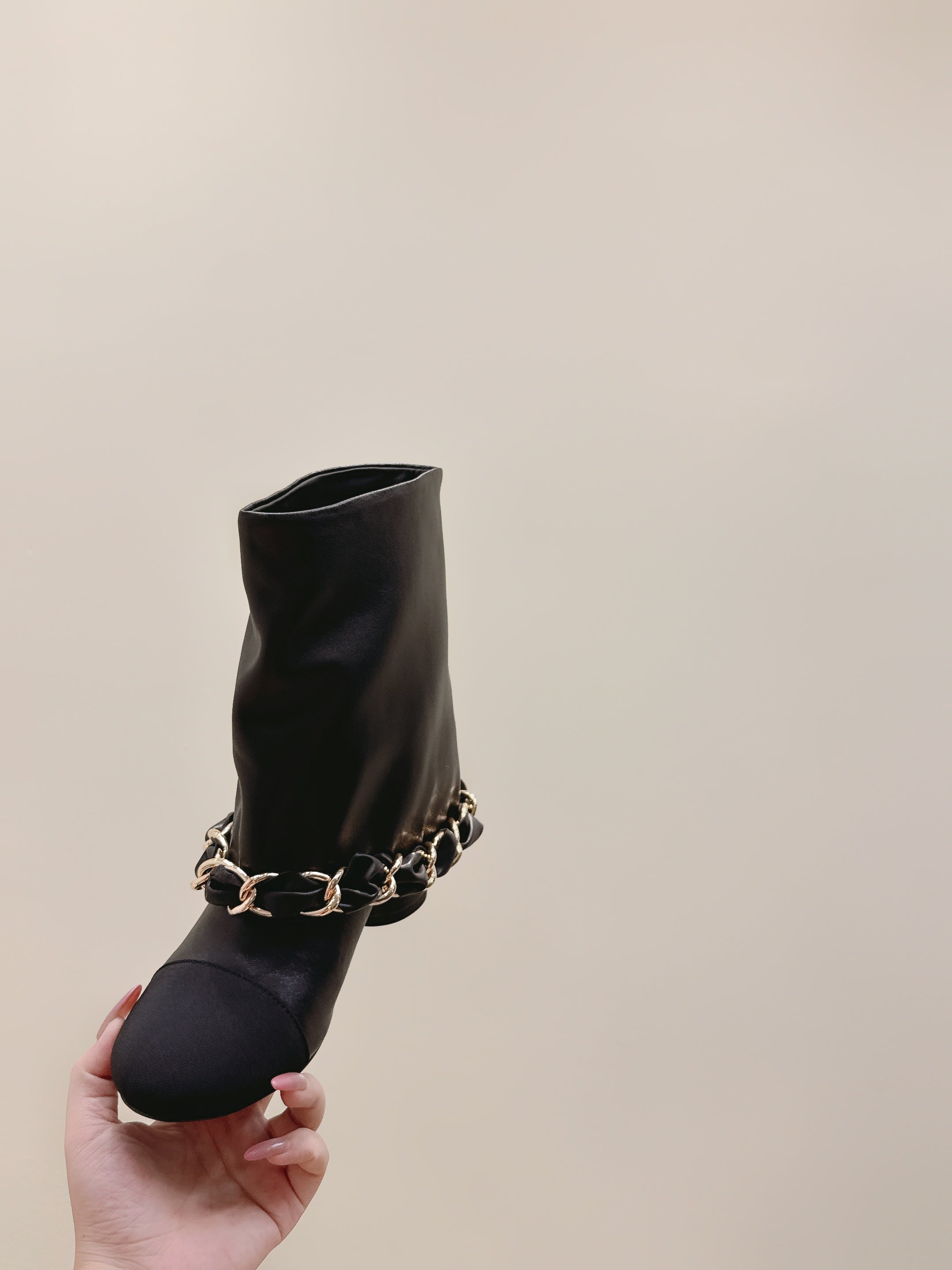 CHANEL 25S CALF-LENGTH BOOTS 45MM IN BLACK CALFSKIN GOLD HARDWARE