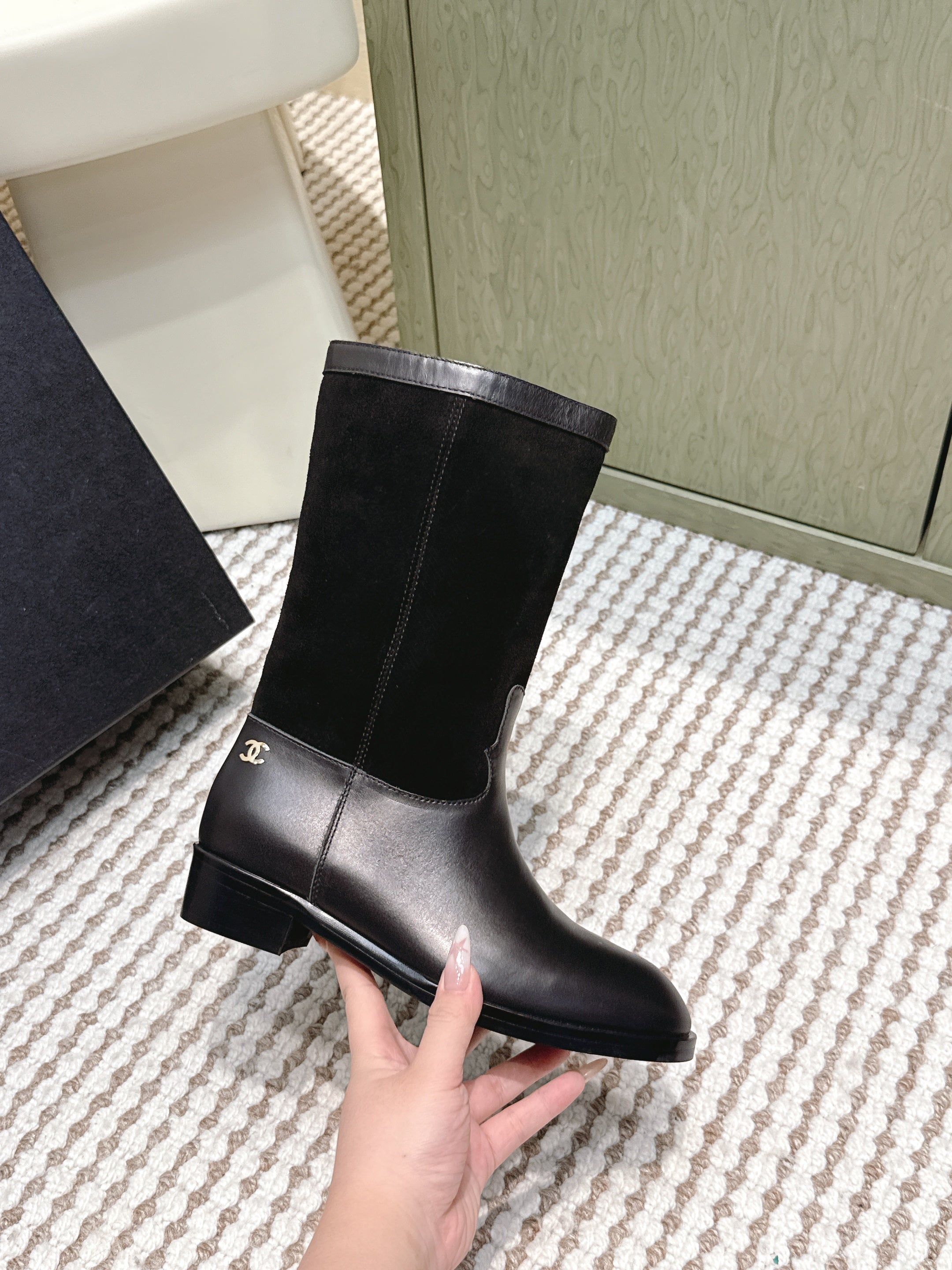 CHANEL 25S MID-CALF BOOTS IN BLACK SUEDE MIX CALFSKIN