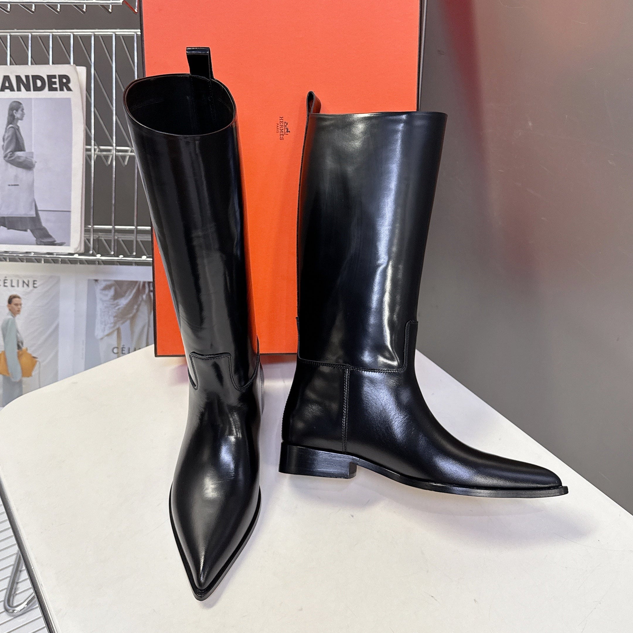 HERMES 25S POINTED-TOE KNEE-HIGH BOOTS IN BLACK GLOSSY LAMBSKIN