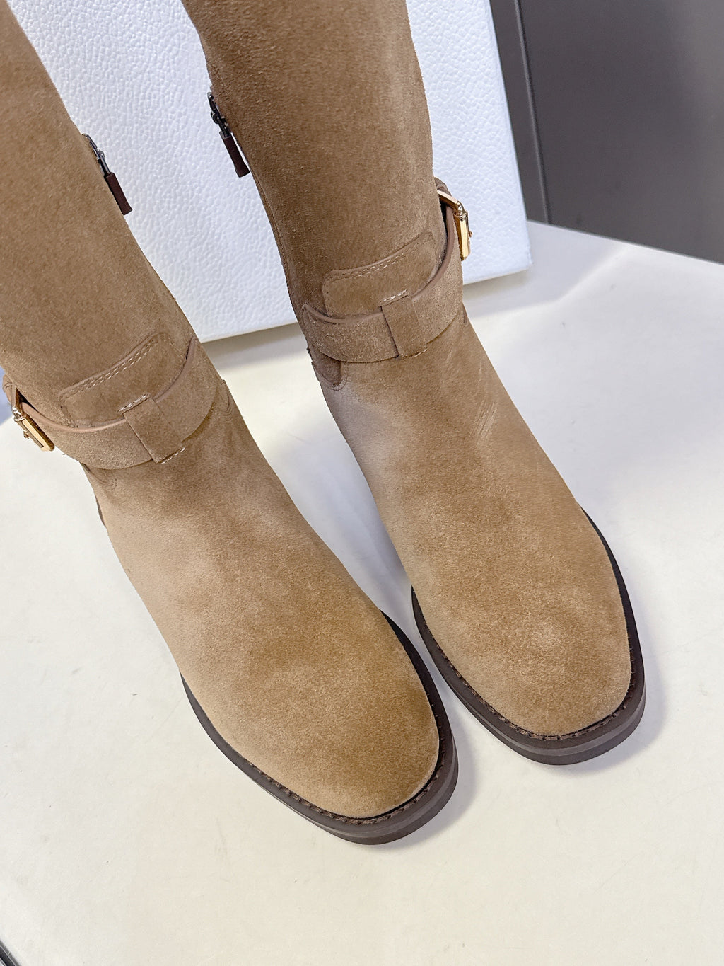 DIOR 25S BROWN HIGH BOOTS IN BEIGE SUEDE