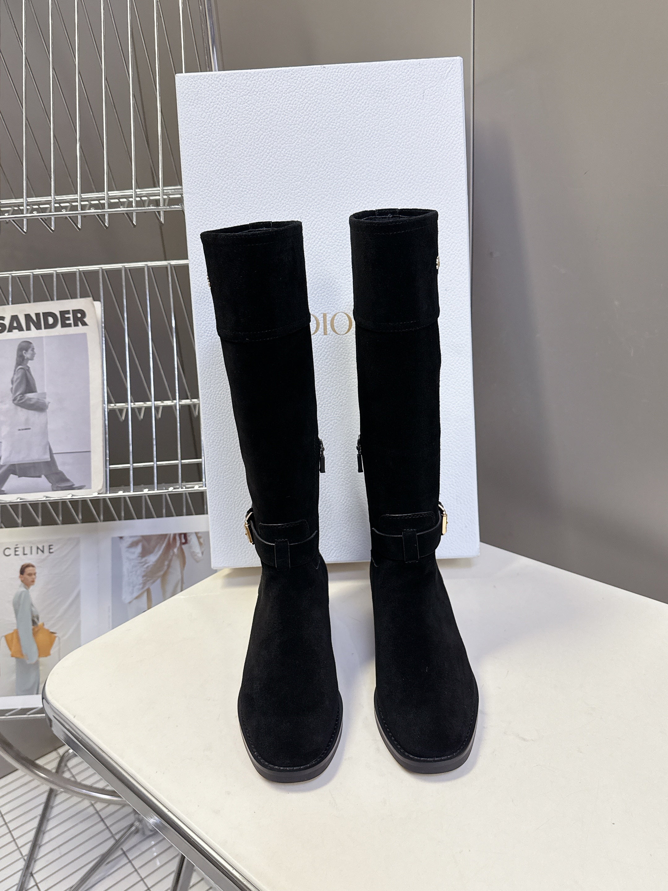 DIOR 25S BLACK HIGH BOOTS IN BLACK SUEDE