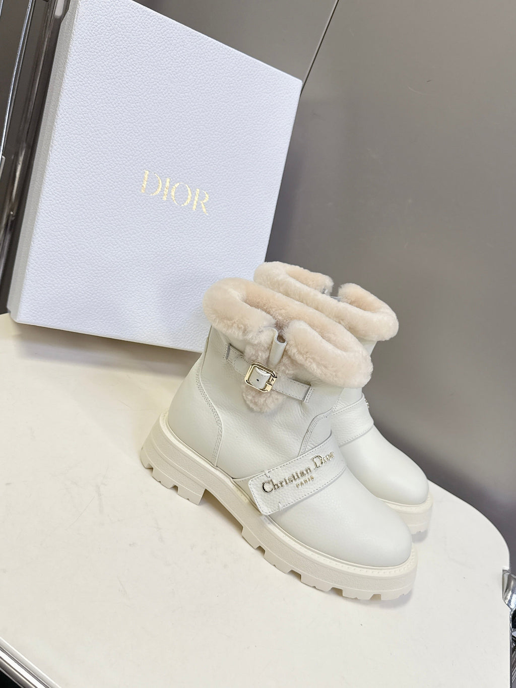 DIOR ALPS ANKLE BOOTS 25S IN WHITE LAMBSKIN AND BEIGE WOOL WITH GOLD HARDWARE