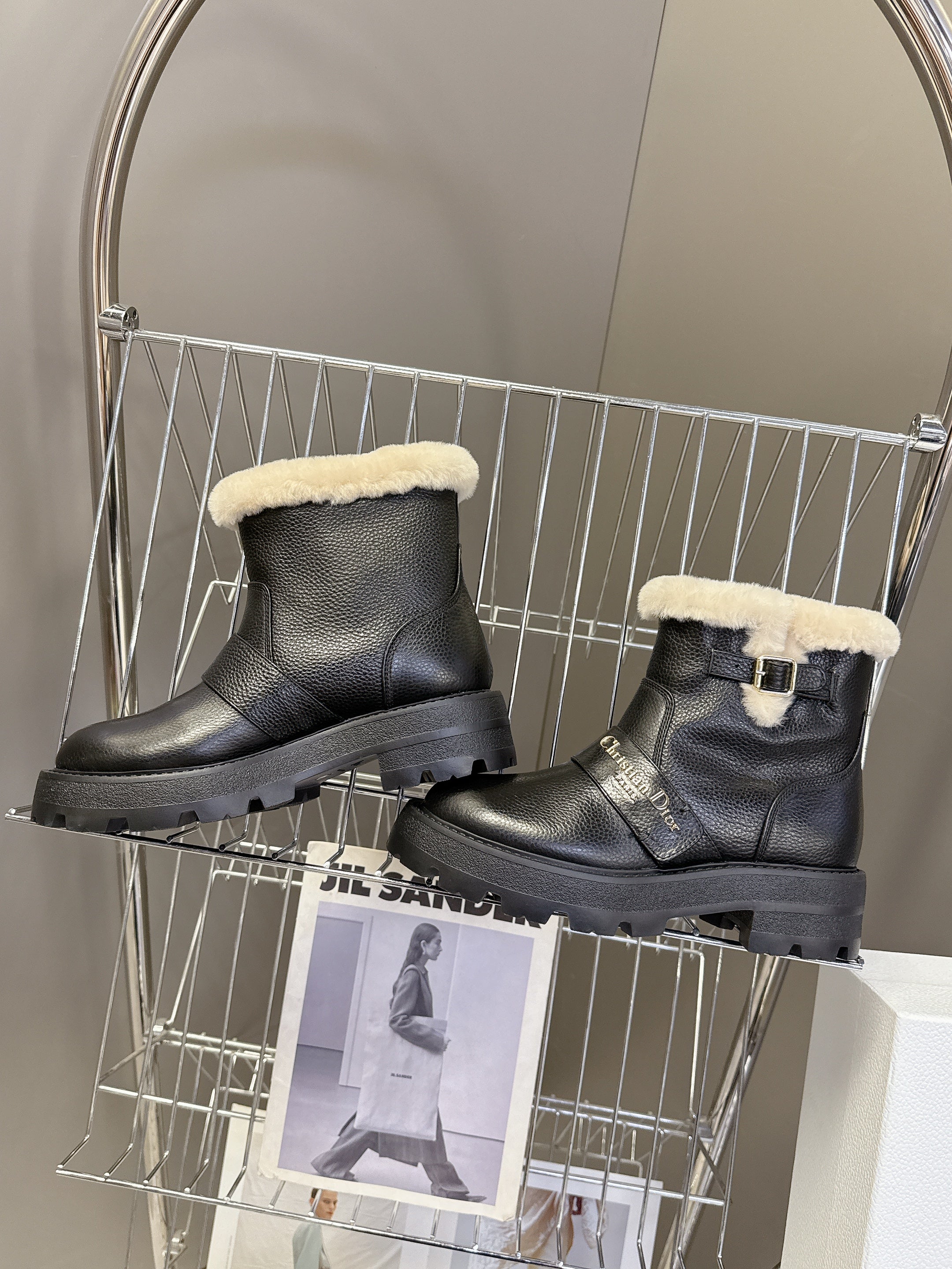 DIOR ALPS ANKLE BOOTS 25S IN BLACK LAMBSKIN AND BEIGE WOOL WITH SILVER HARDWARE