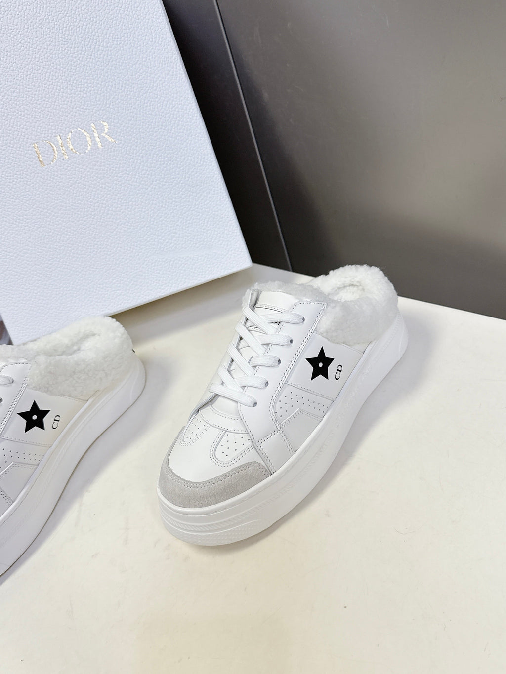 DIOR 25S  STAR SNEAKERS 40 MM IN WHITE LAMBSKIN AND WOOL STYLE 1