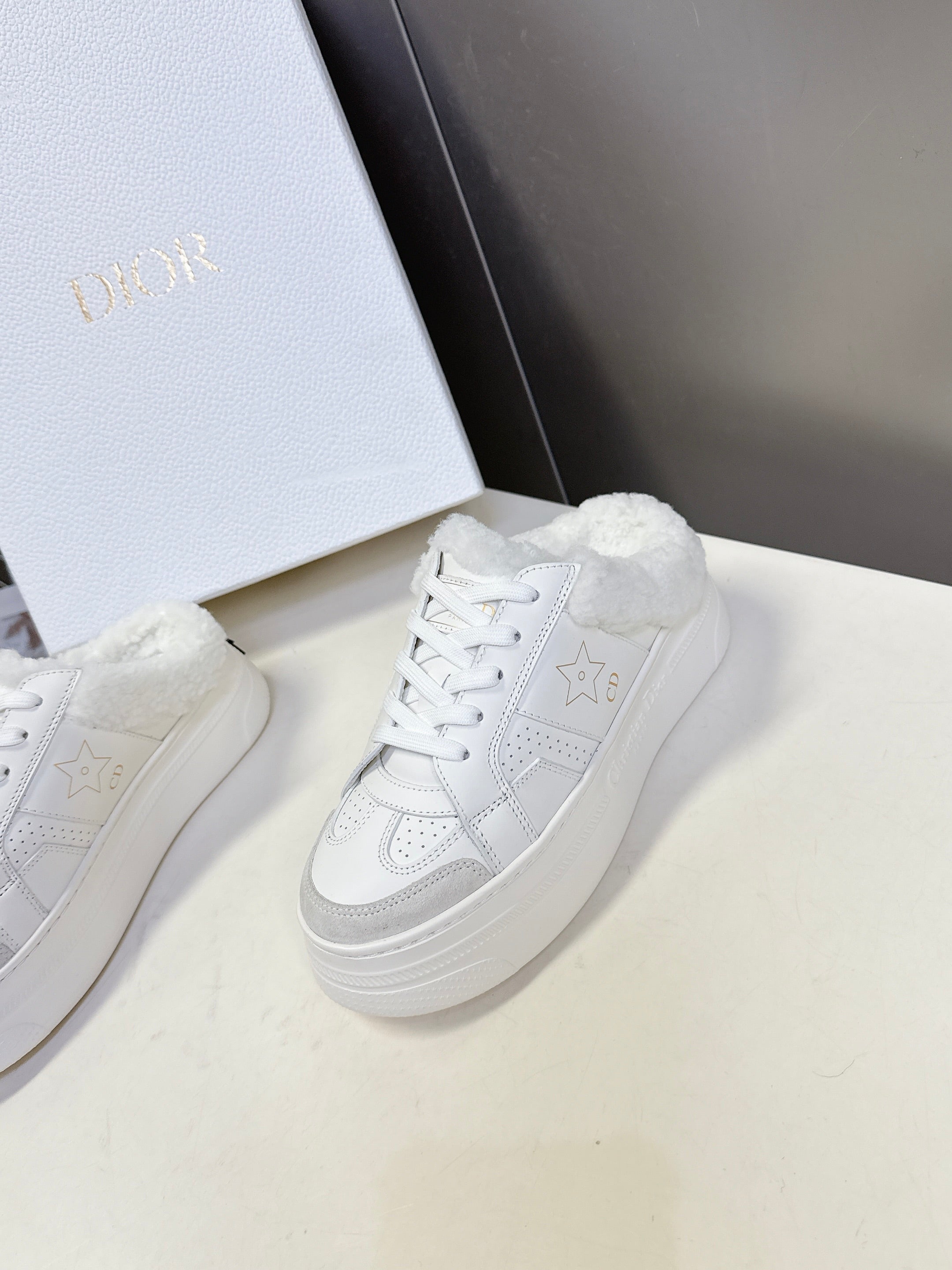 DIOR 25S  STAR SNEAKERS 40 MM IN WHITE LAMBSKIN AND WOOL