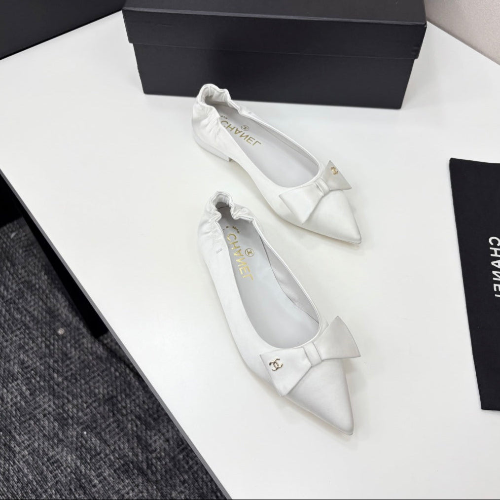 CHANEL BALLET FLATS 25S IN WHITE SATIN WITH BOW