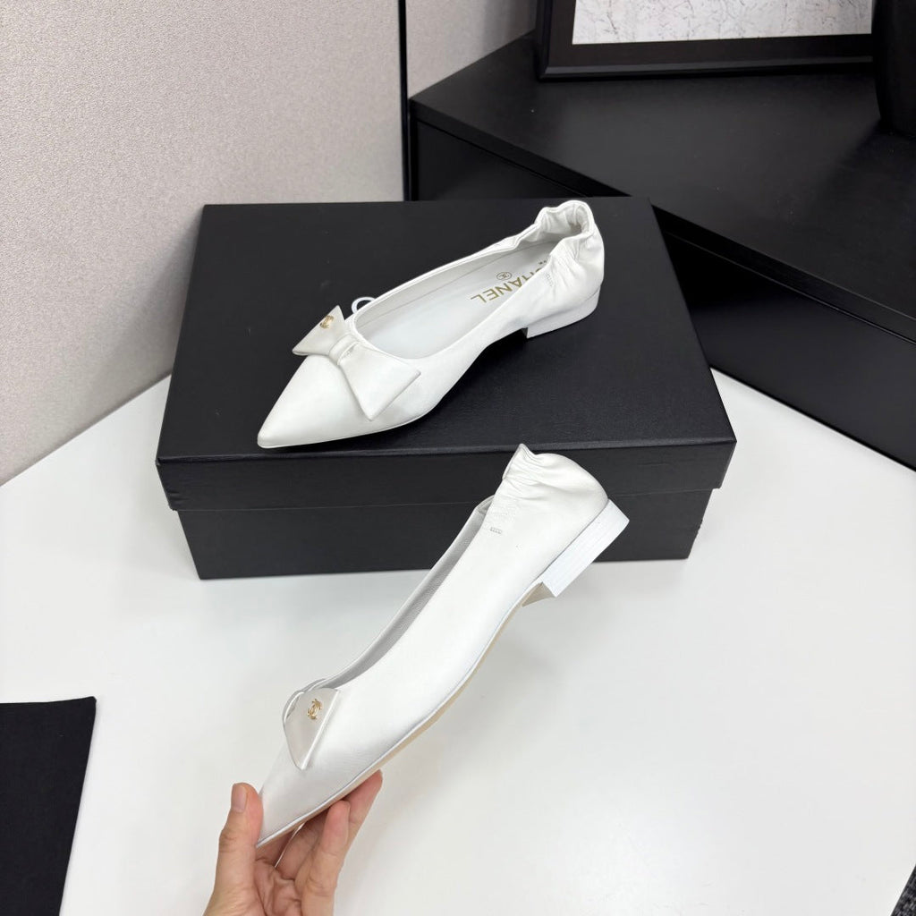 CHANEL BALLET FLATS 25S IN WHITE SATIN WITH BOW