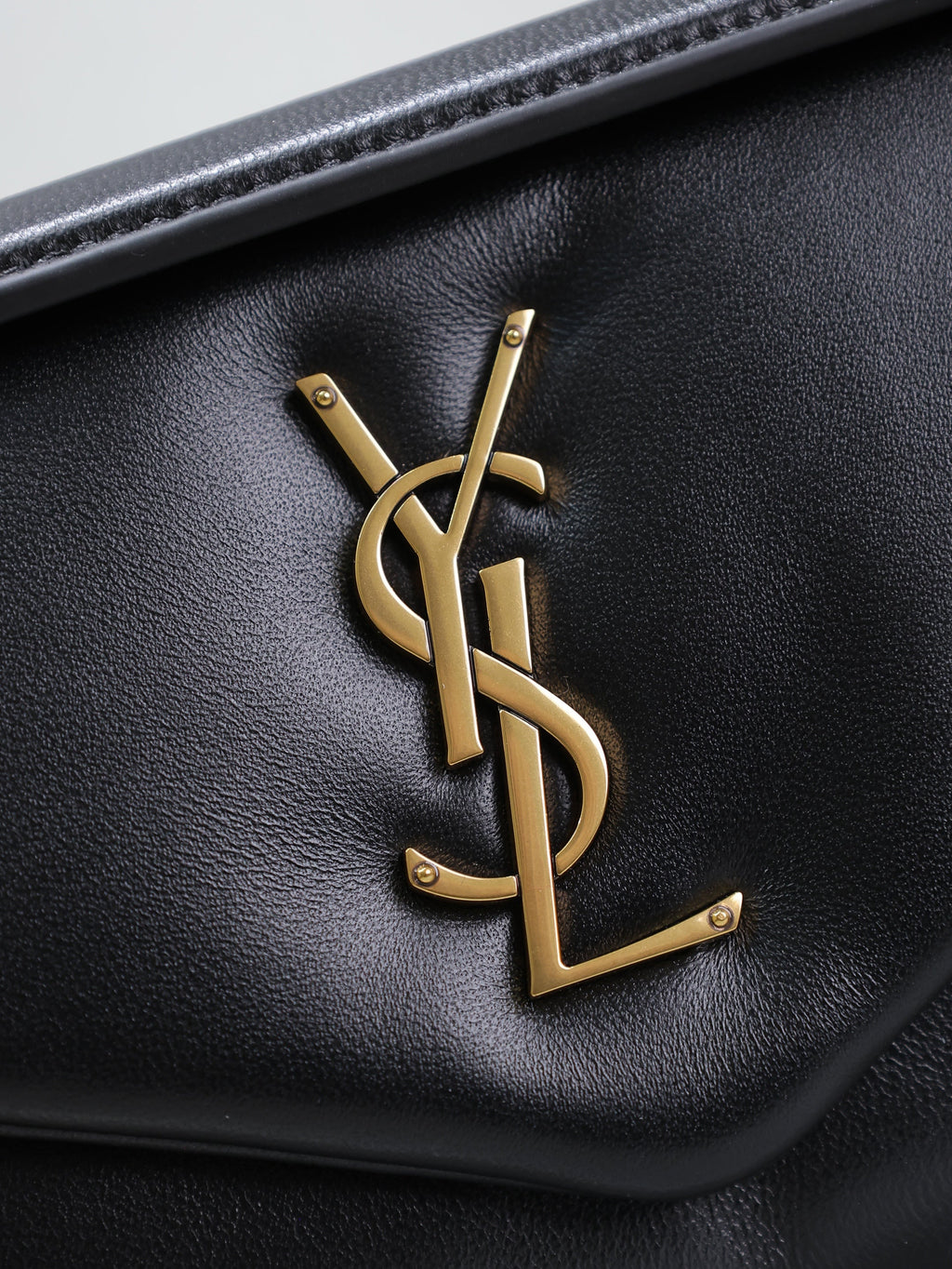 YSL 25S CALYPSO HANDBAG 26 IN BLACK LAMBSKIN GOLD HARDWARE
