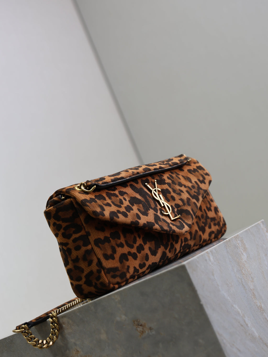 YSL 25S CALYPSO HANDBAG 26 IN BROWN LEOPARD PRINT VELVET GOLD HARDWARE