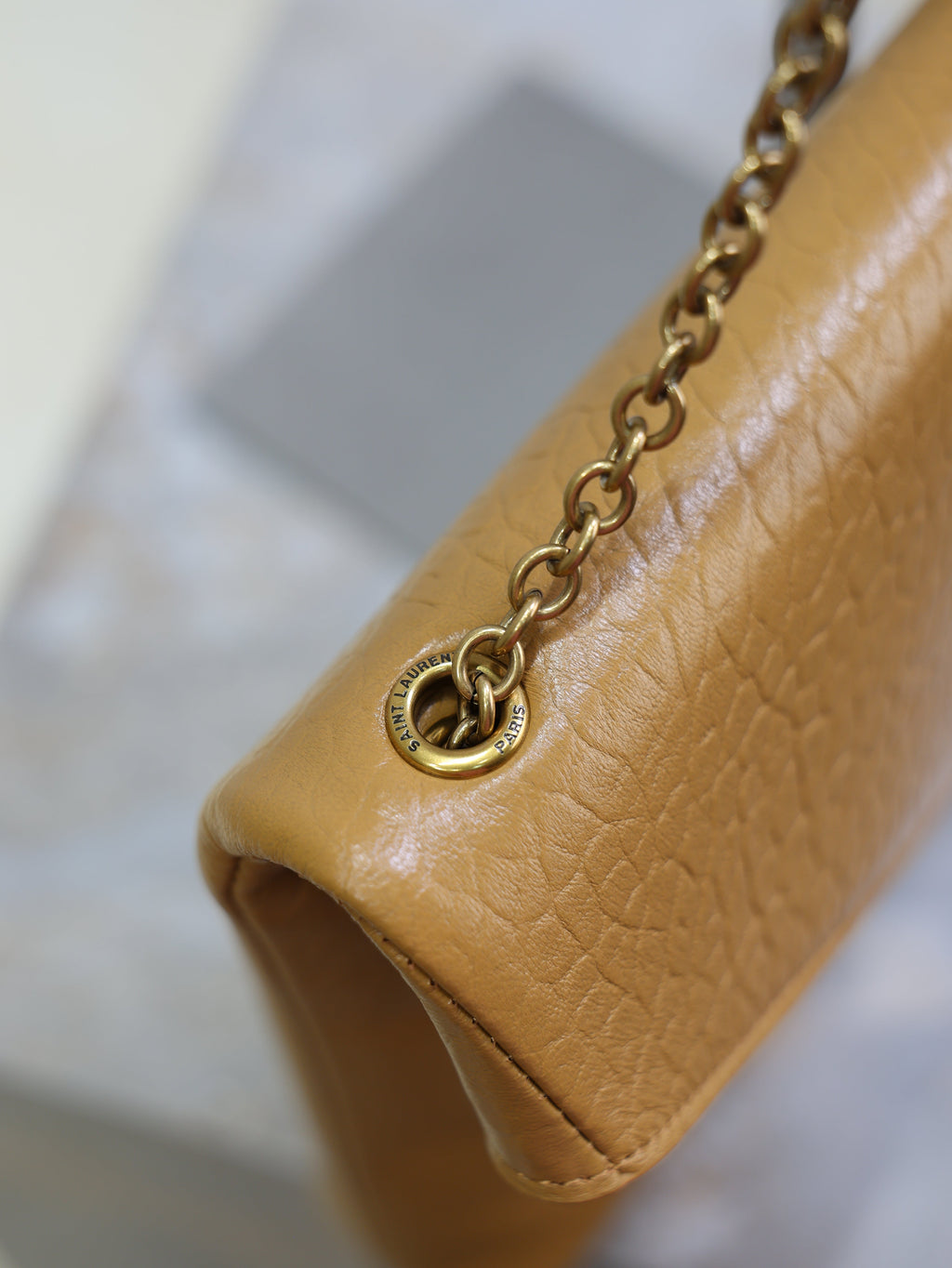 YSL 25S CASSANDRE ENVELOPE MESSENGER 35 IN GOLDEN BROWN LAMBSKIN GOLD HARDWARE