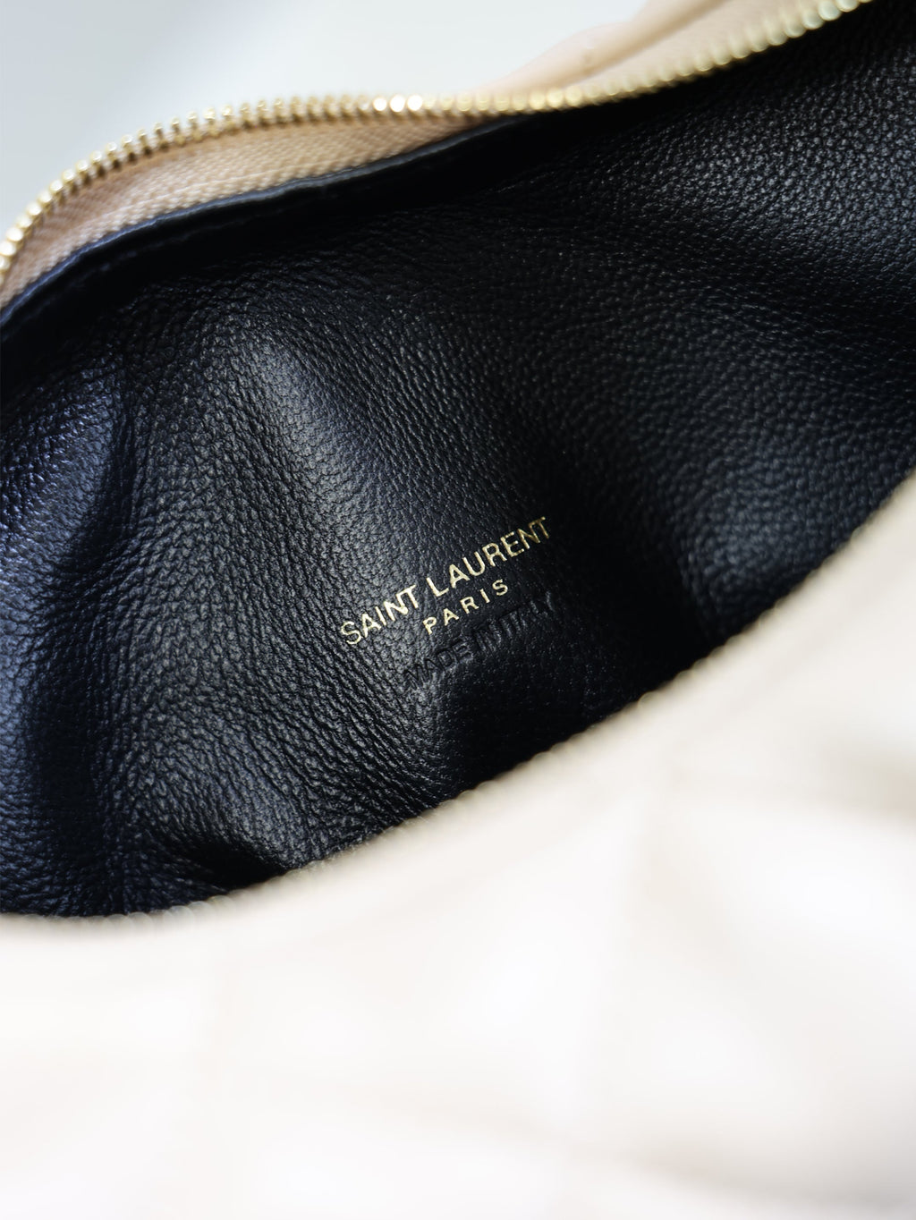 YSL 25S ICARINO 17 IN BEIGE QUILTED CALFSKIN GOLD HARDWARE