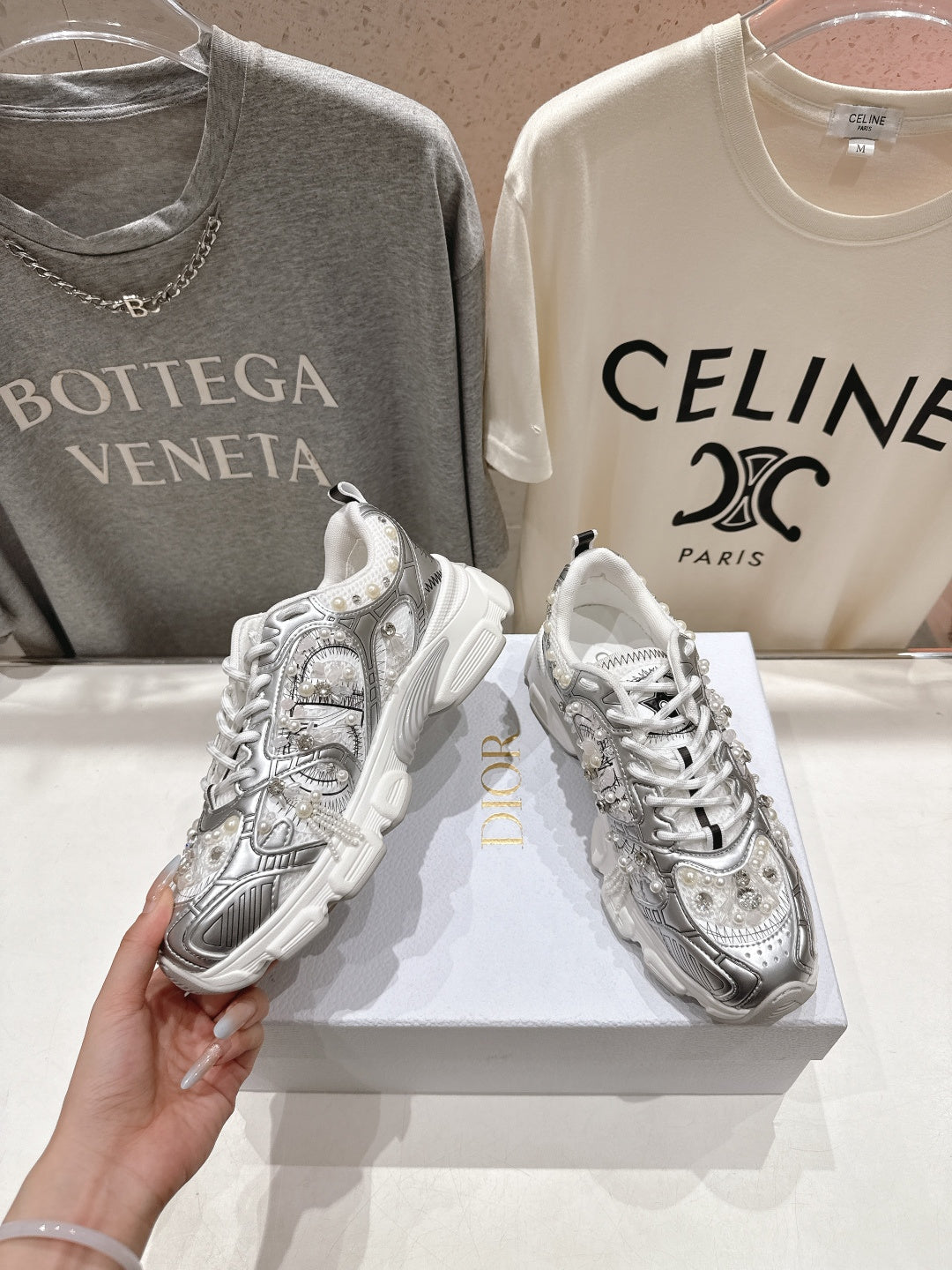 DIOR 25S SNEAKER IN SILVER LAMBSKIN AND MESH FABRIC WITH PEARL DETAILING