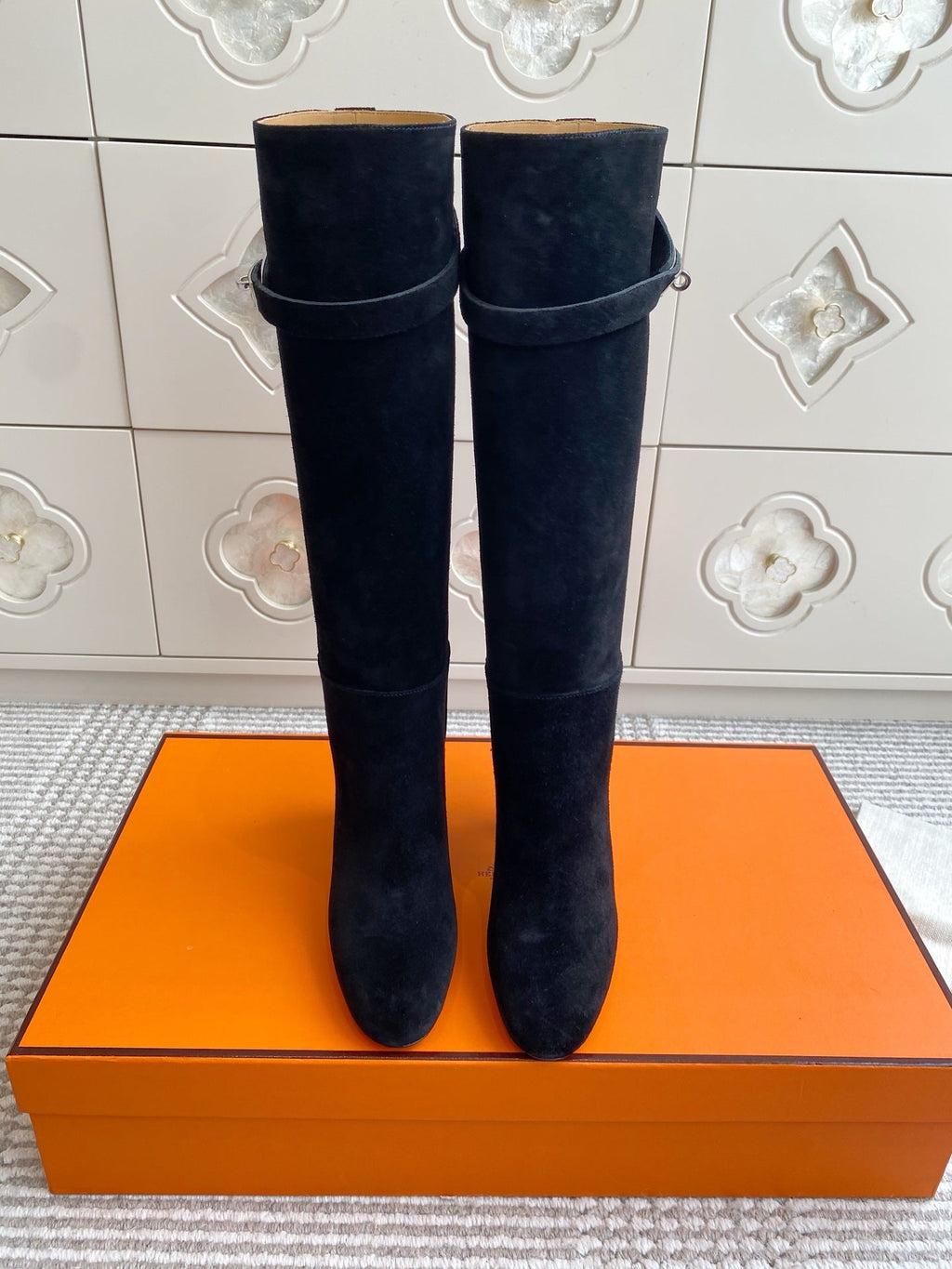 HERMES 25S TALL BOOTS 90 MM IN BLACK SUEDE
