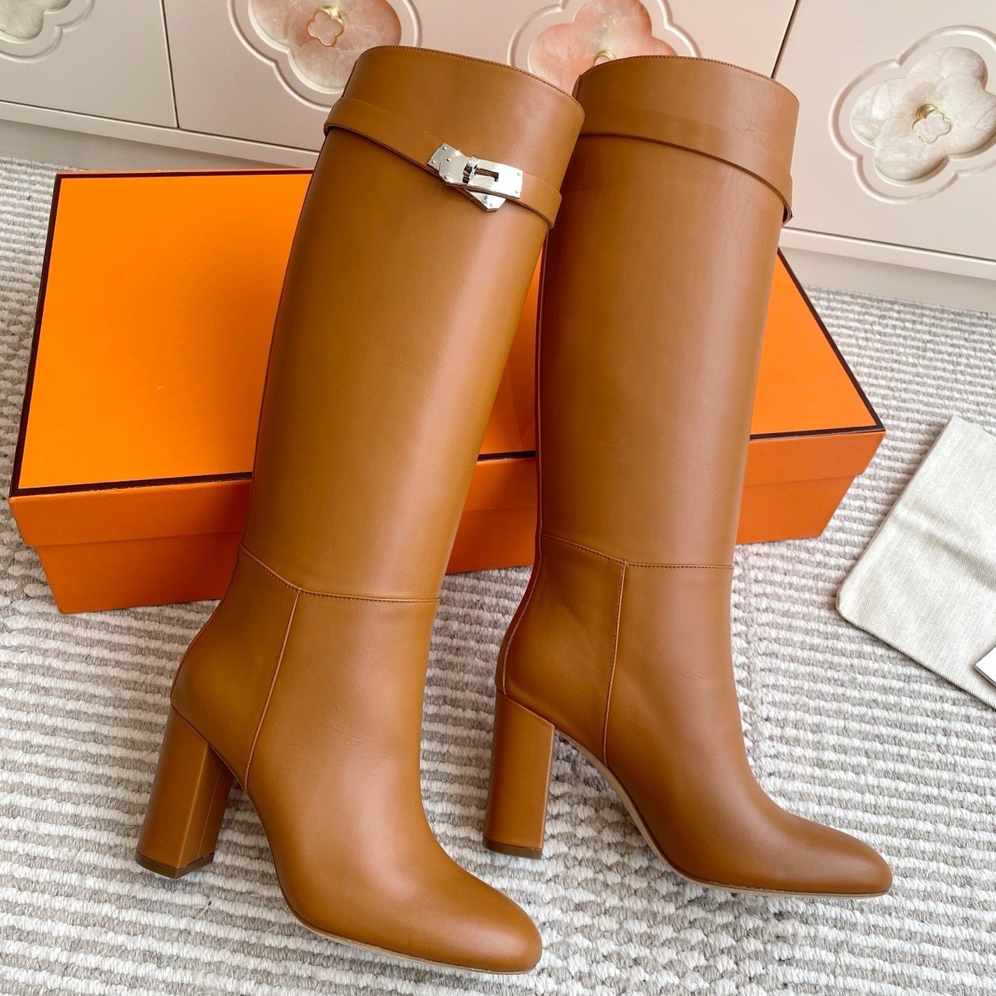 HERMES 25S TALL BOOTS 90 MM IN BROWN LAMBSKIN WITH SILVER HARDWARE