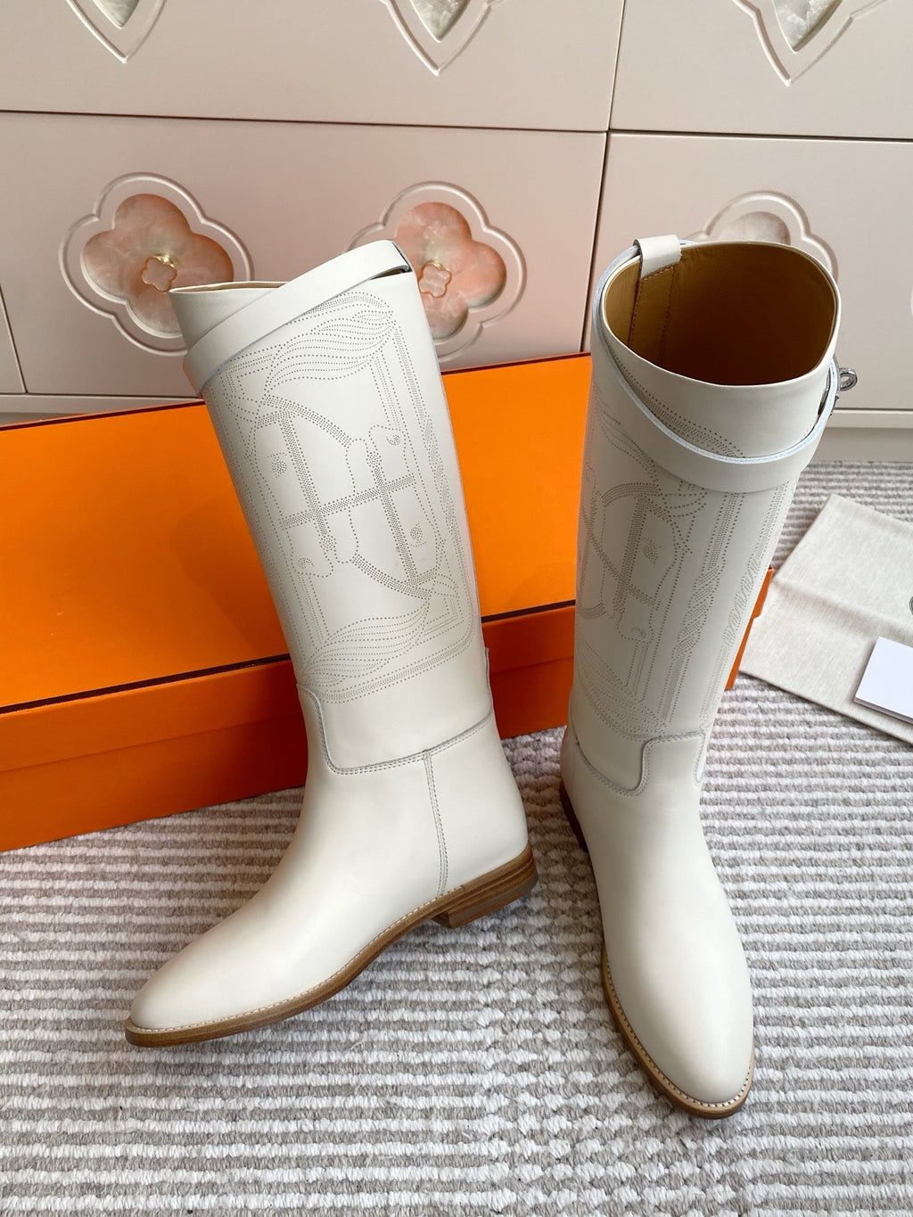HERMES 25S JUMPING BOOTS IN WHITE LAMBSKIN WITH SILVER HARDWARE