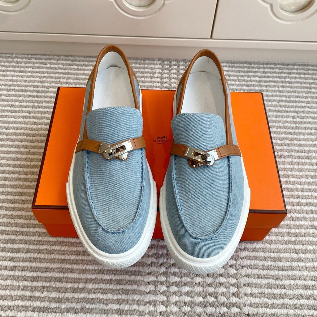 HERMES 25S SLIP-ON IN SKY BLUE CANVAS AND BROWN LAMBSKIN WITH SILVER HARDWARE