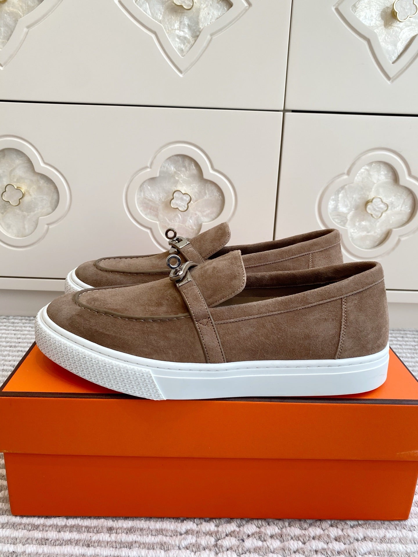 HERMES 25S SLIP-ON IN BROWN SUEDE WITH SILVER HARDWARE