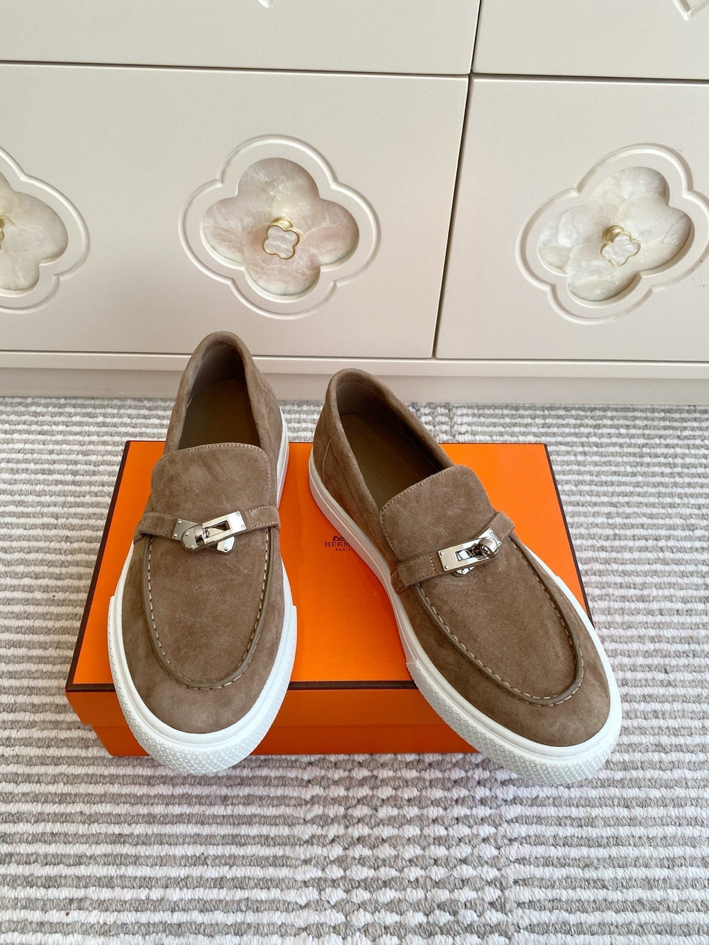 HERMES 25S SLIP-ON IN BROWN SUEDE WITH SILVER HARDWARE
